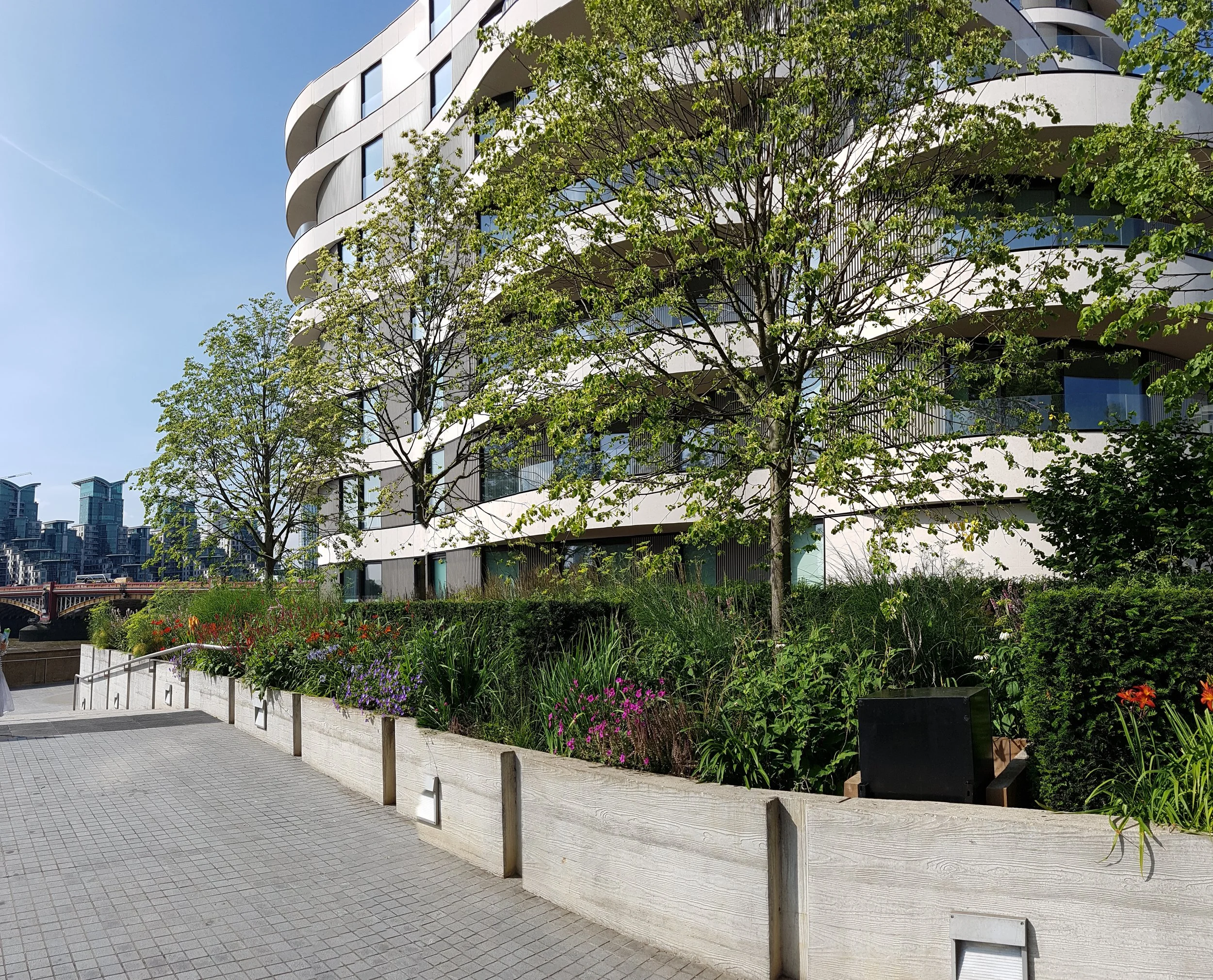 Riverwalk Mill Bank Guillaume Baltz Landscape Design (1).jpg