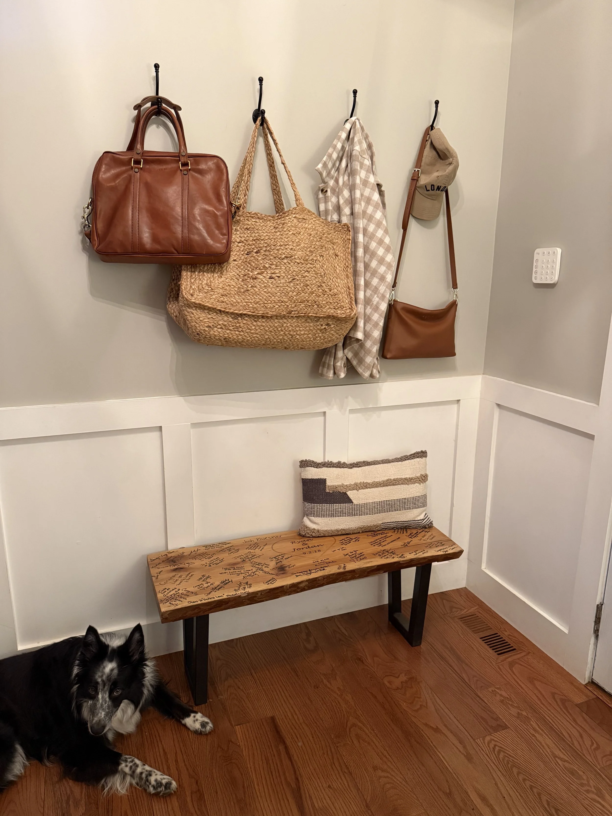 Foyer Storage
