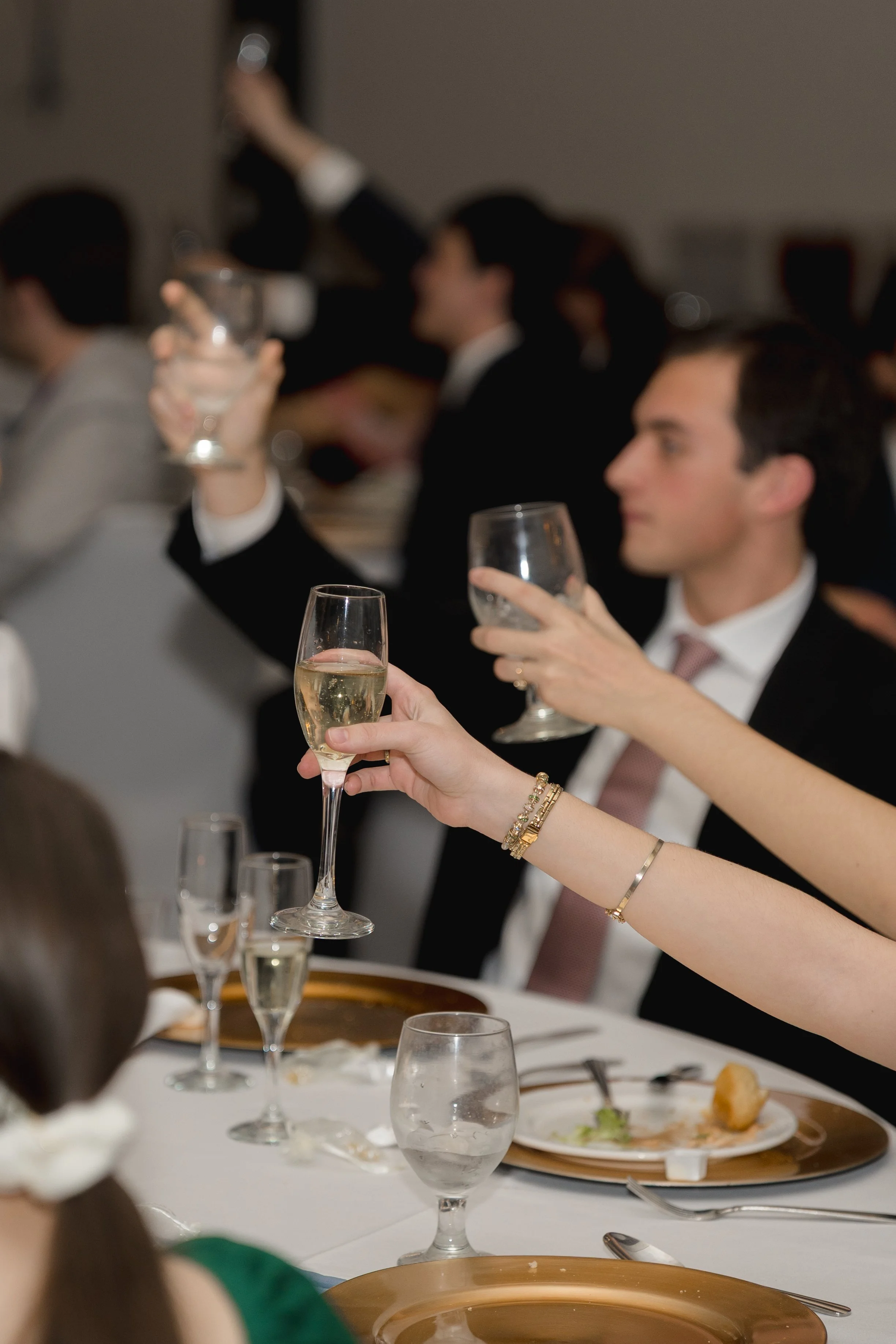 Candid Wedding Reception photos at Best Western Gateway Grand captured by Florida Documentary Photographer Catherine Skelly