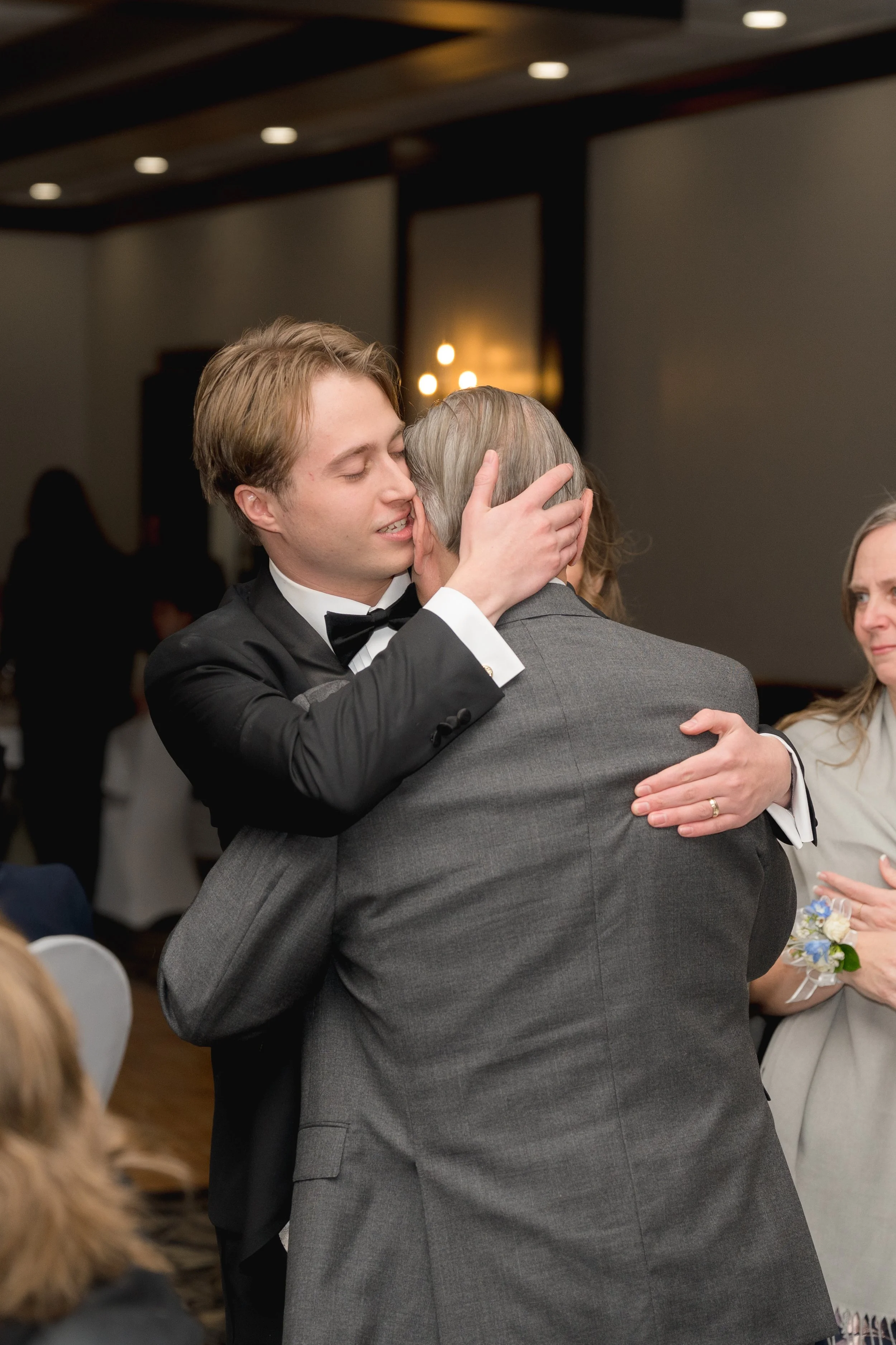 Wedding Reception at Best Western Gateway Grand captured by Florida Documentary Photographer Catherine Skelly