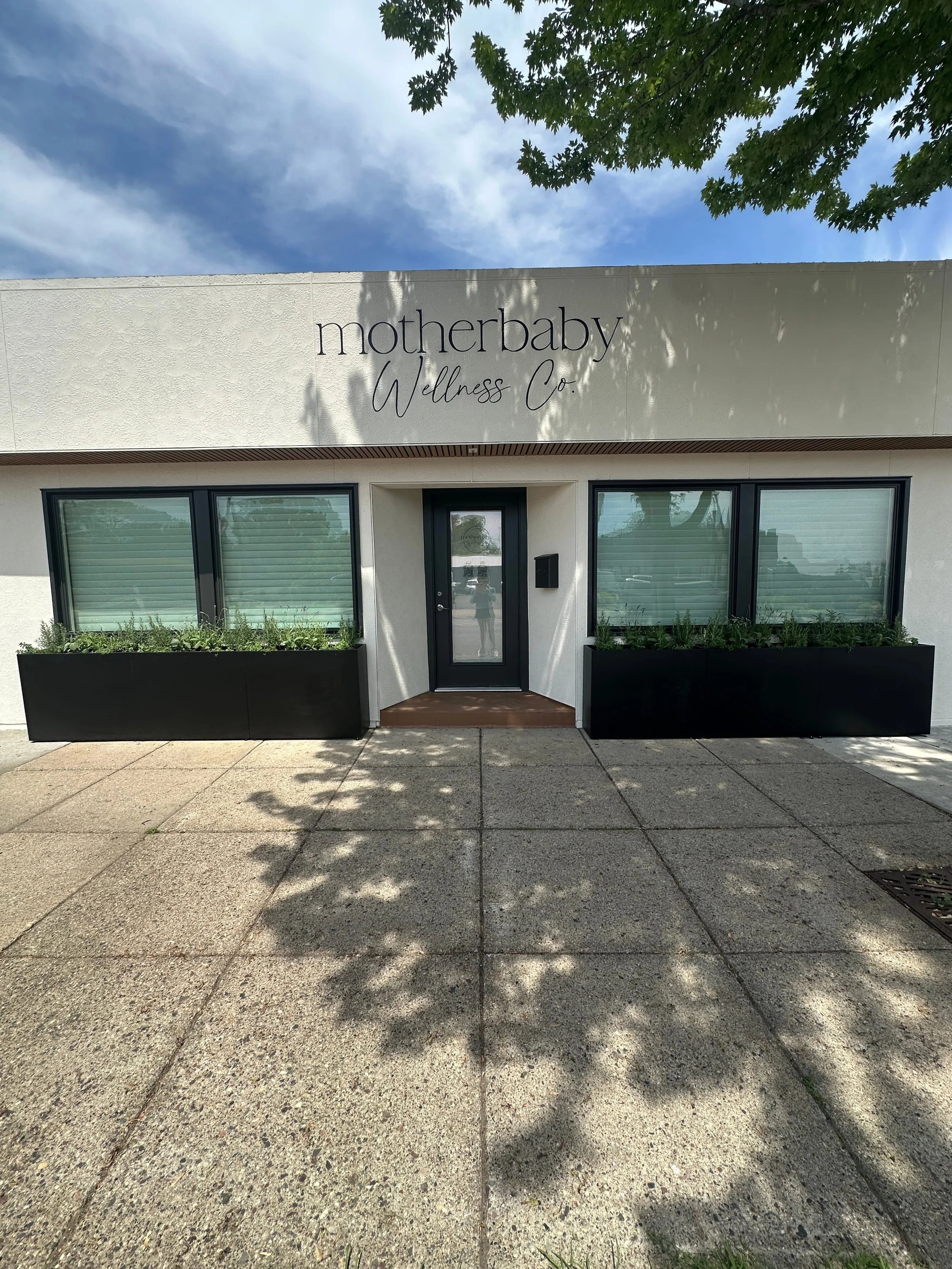 Motherbaby-wellness-co.jpg