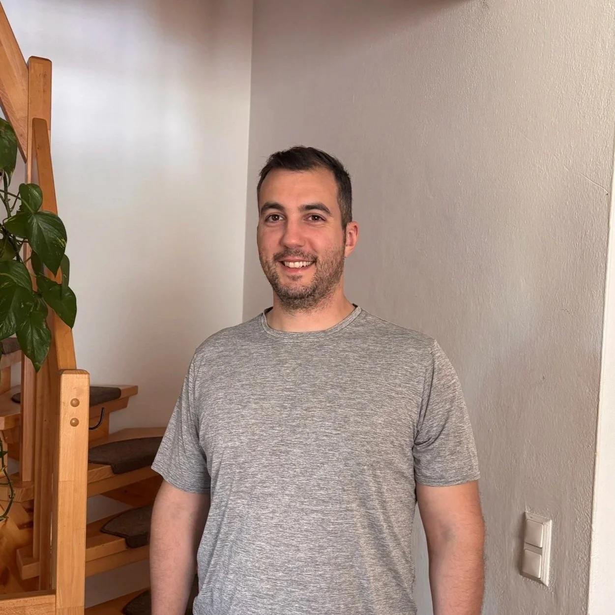 Joe, 35
