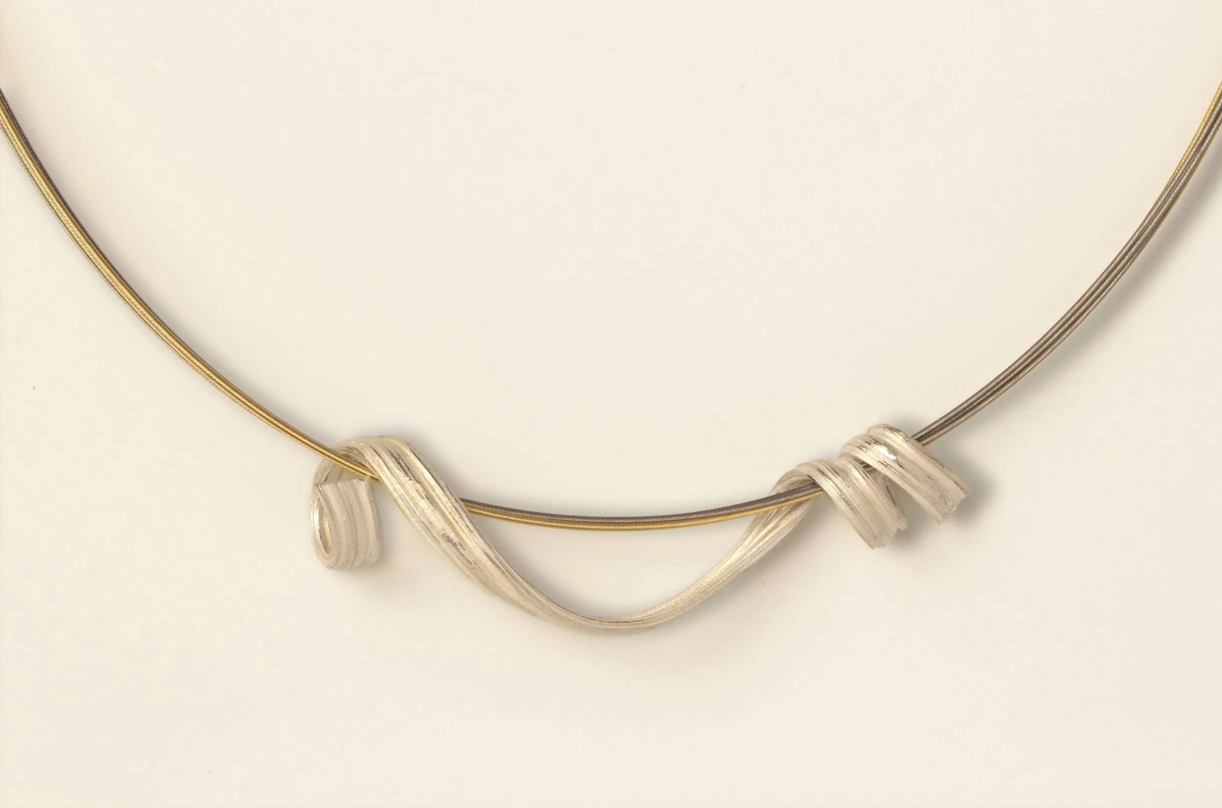 Cascade - Mitsuro pendant narrow wrap