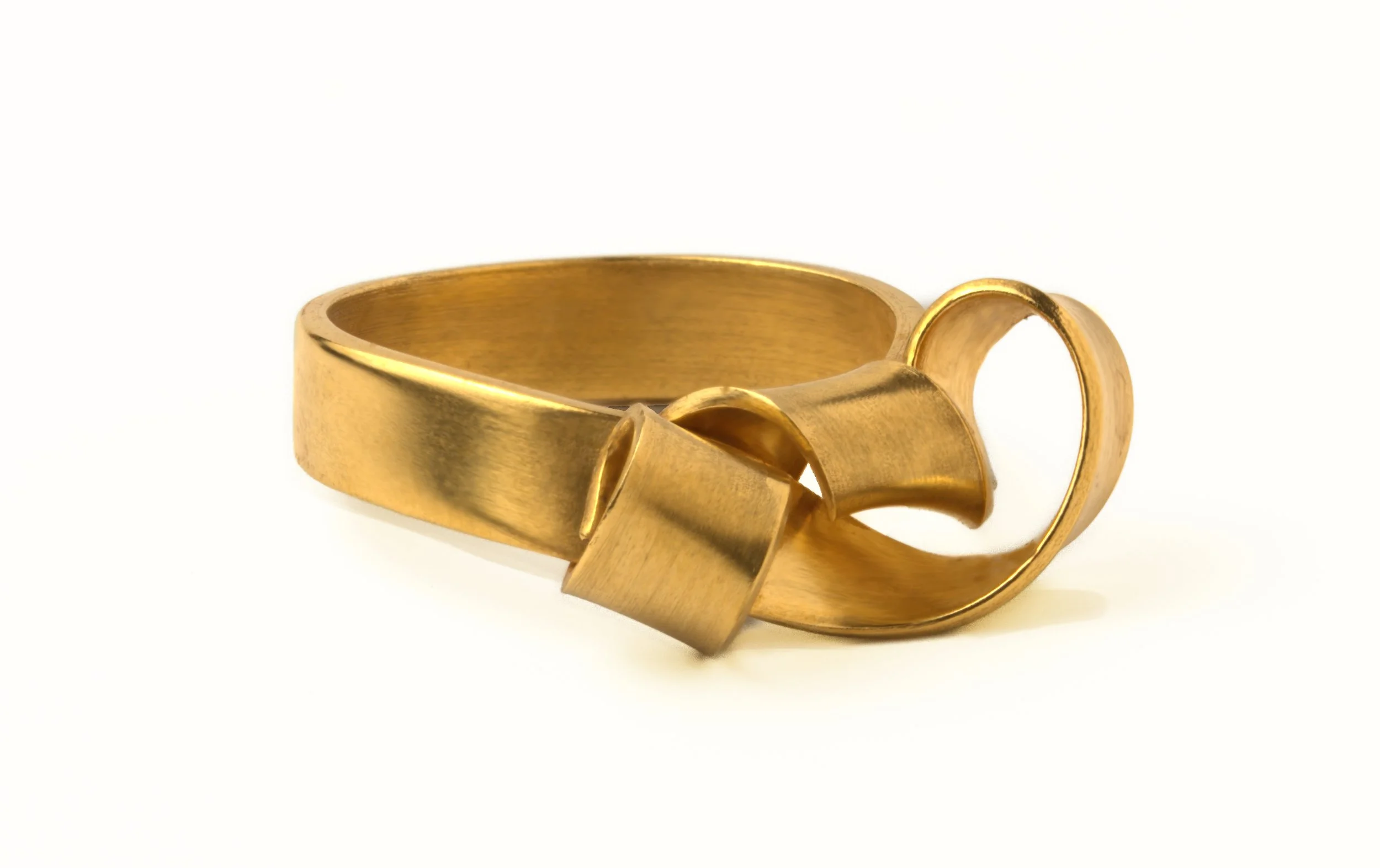 Cascade gold ring 1 side left finished.jpg
