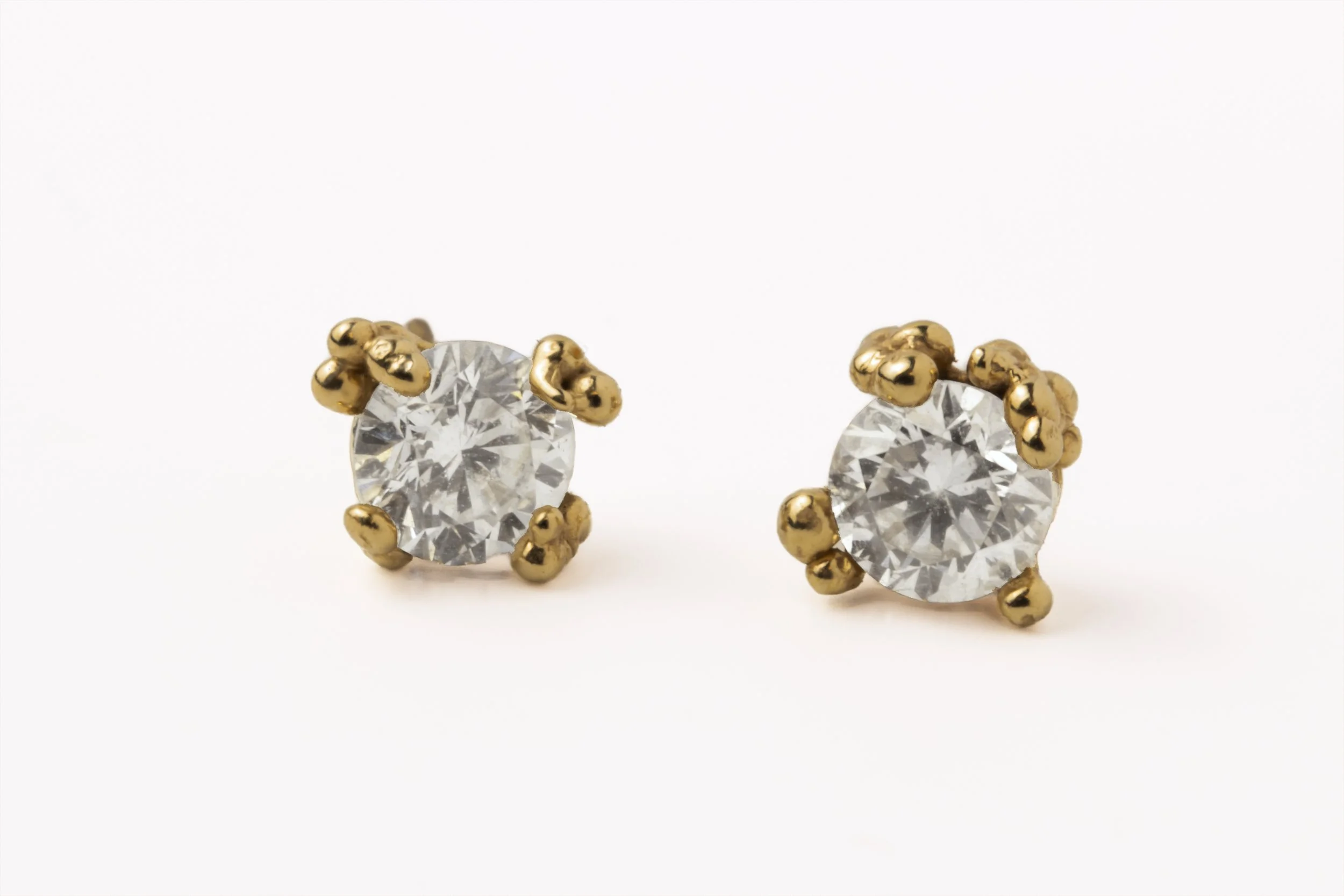 Molten - Diamond stud earrings