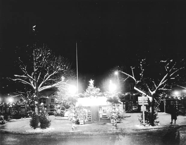 Cabin1945a.jpg