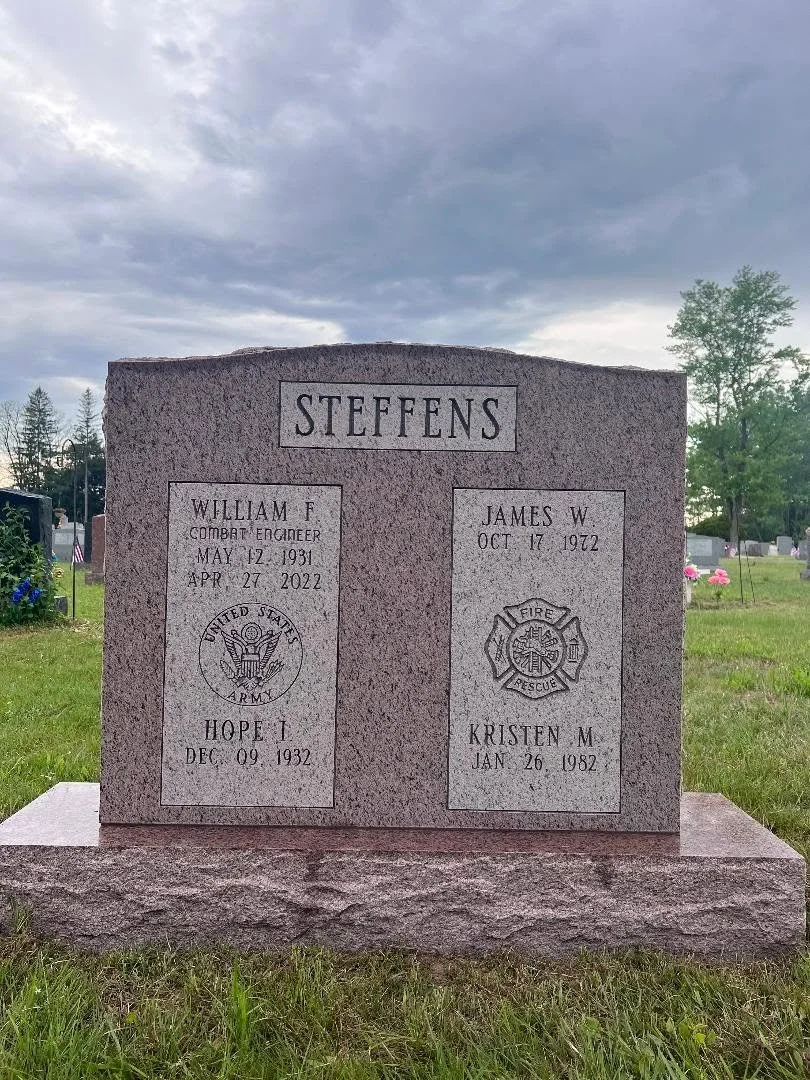 steffens.jpg