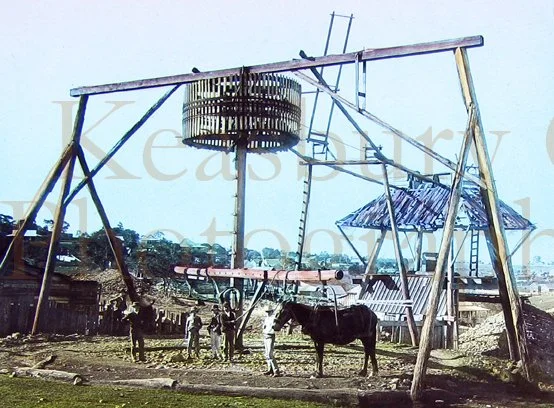 web_6C Australia Queensland Gold digging with a Whim.jpg