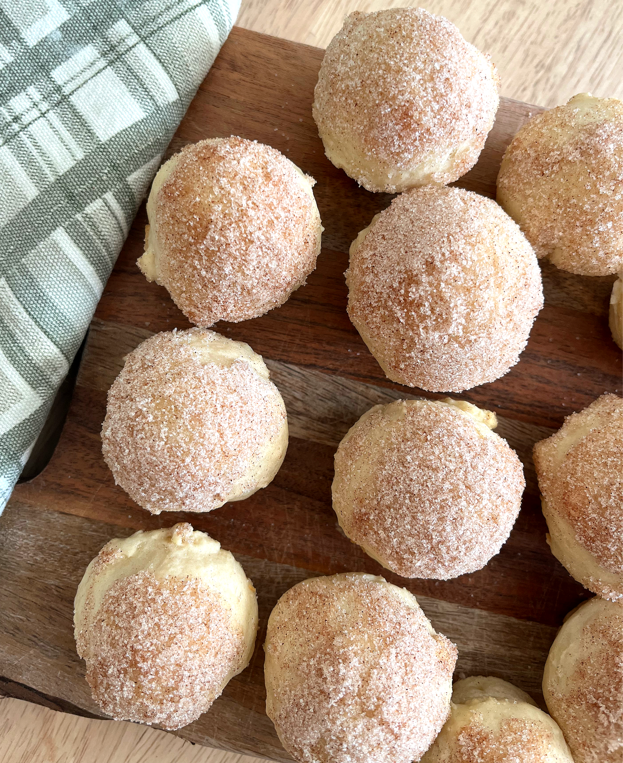 Cinnamon Sugar Mini Muffins