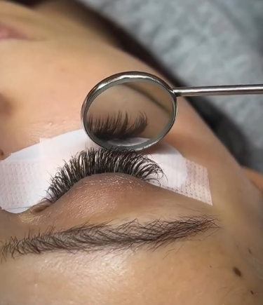 BROWN LASH EXTENSIONS PORTLAND OREGON