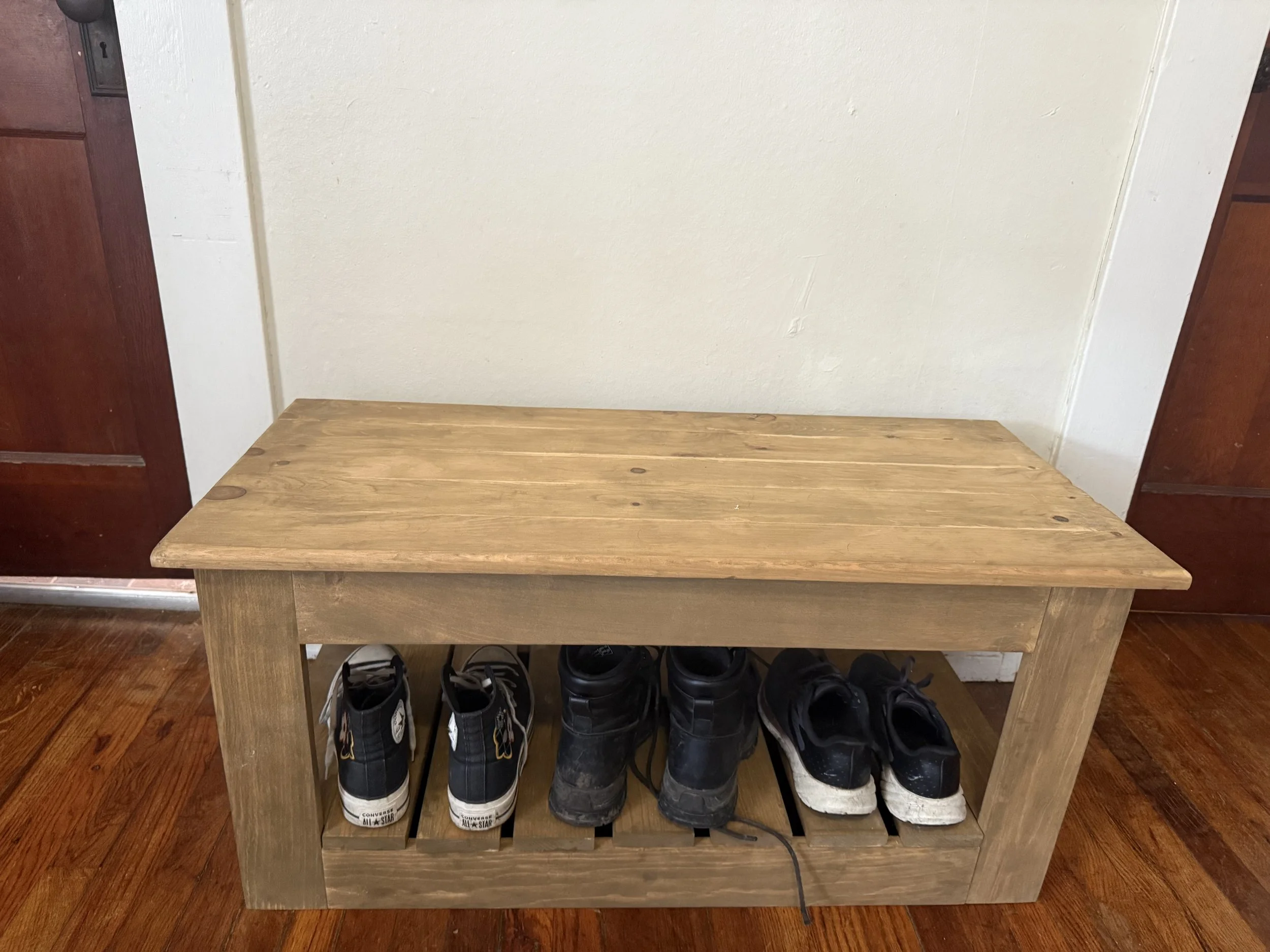 Entry way Shoe Bench