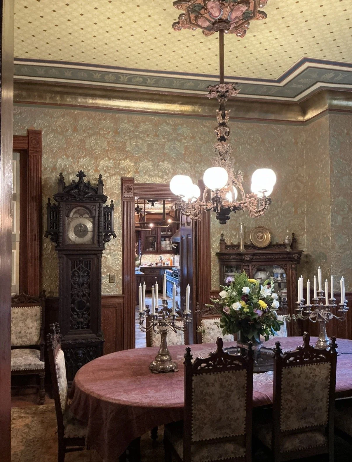 Antiques and Art