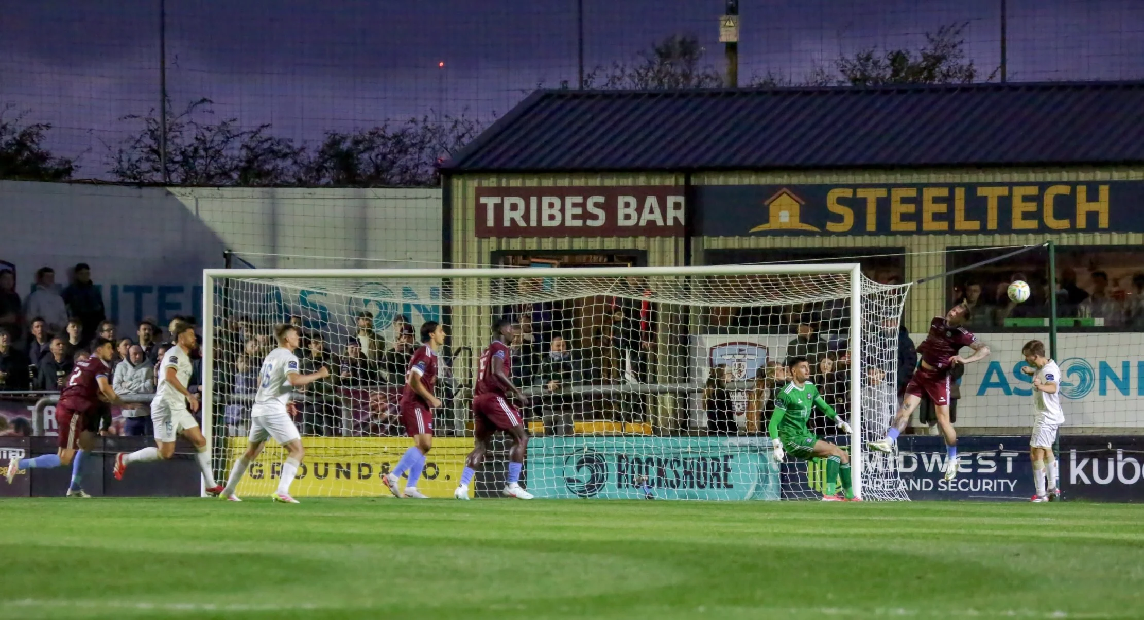 Great to be back at Eamonn Deacy Park again 🙌

#ItsATribalThing #GUFC2026 #galwayunited #soccerphotography #leagueofirelandpremierdivision