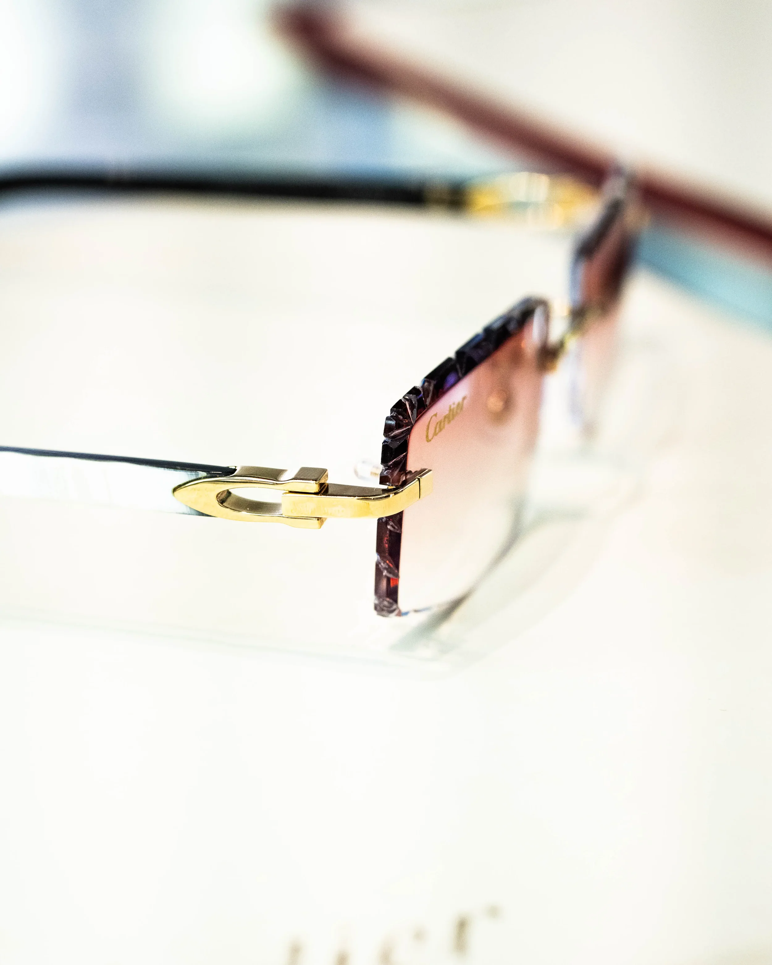 WHITE BUFFS(5) (1).webp