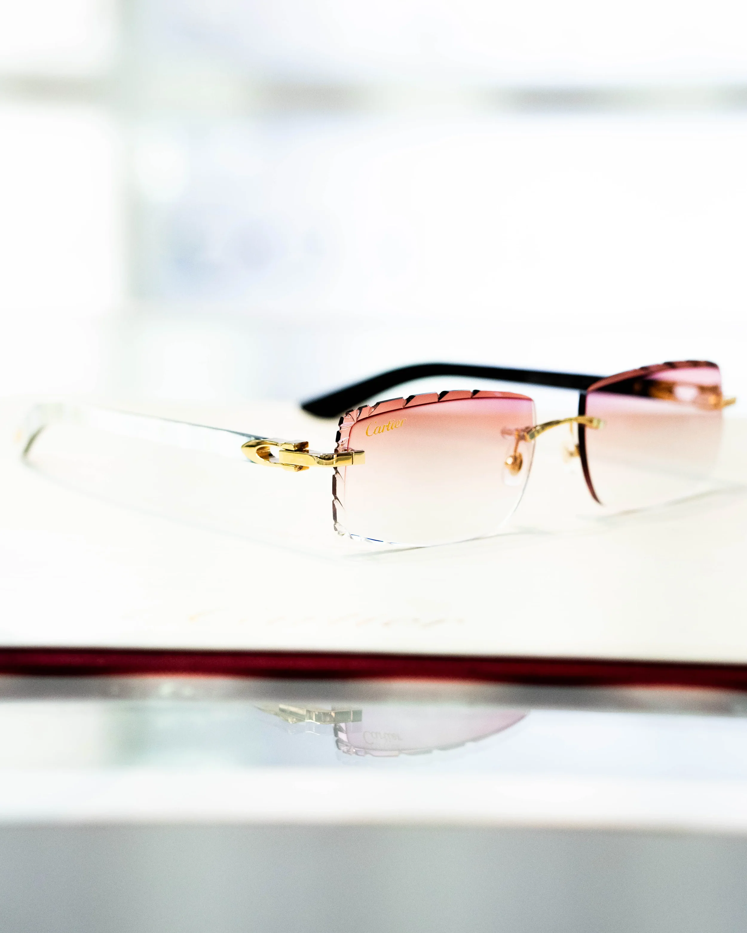 WHITE BUFFS(8).webp