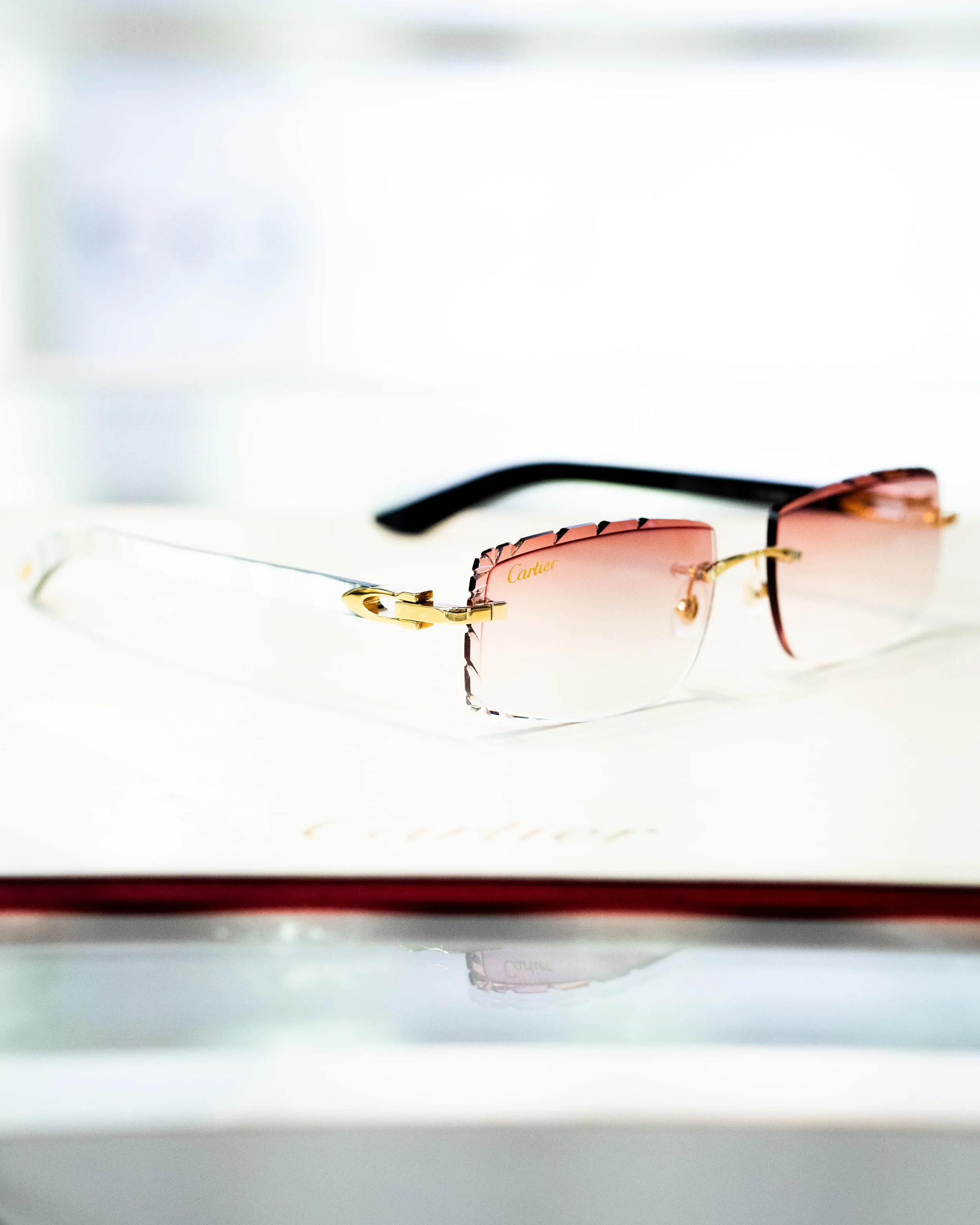 WHITE BUFFS(9).webp