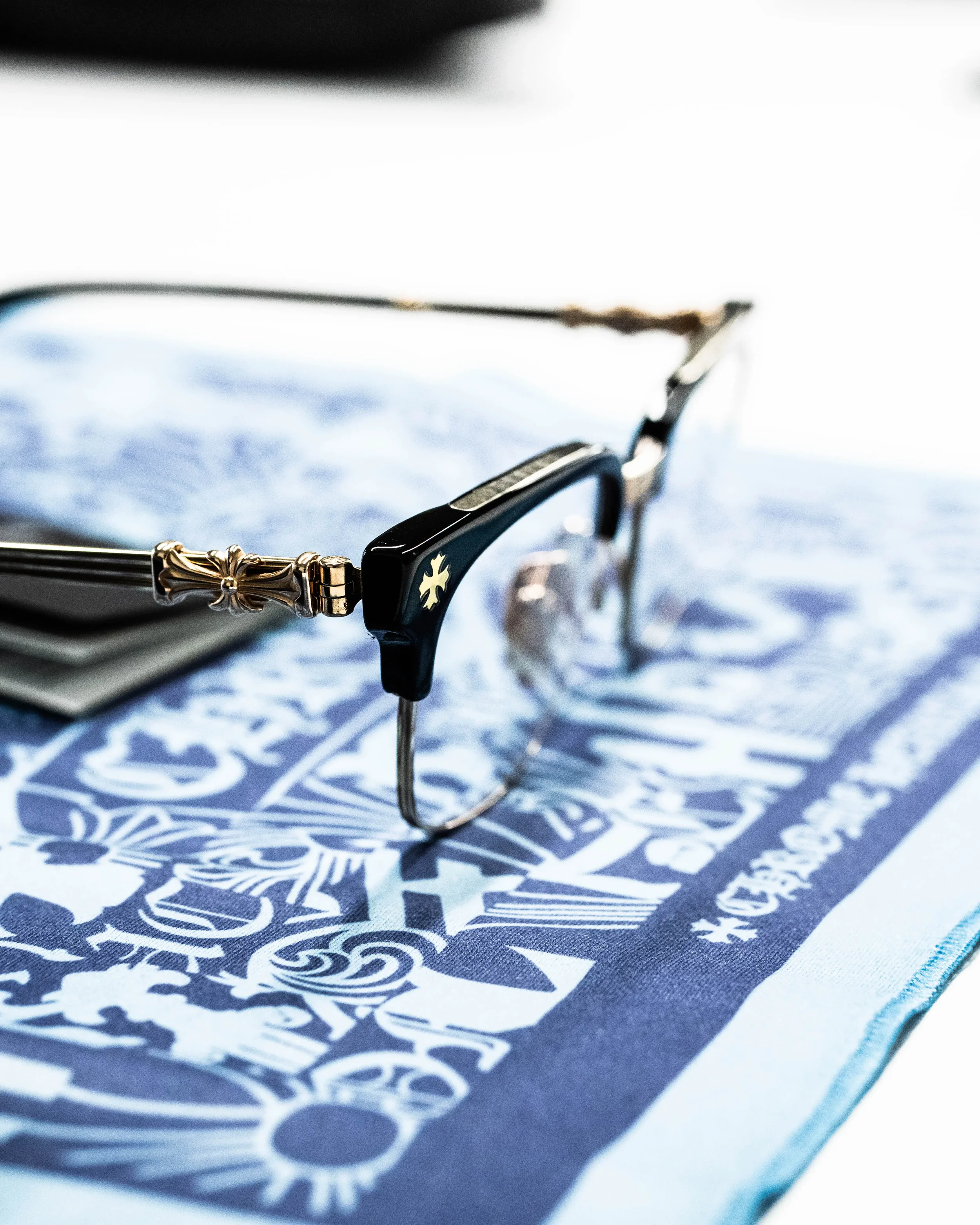 CHROME HEARTS ( BONENNOISSEUR )