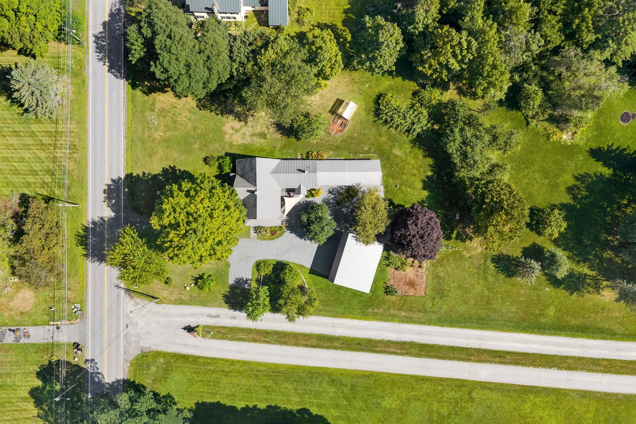 182 Dartmouth College Hwy Haverhill NH 42.jpg