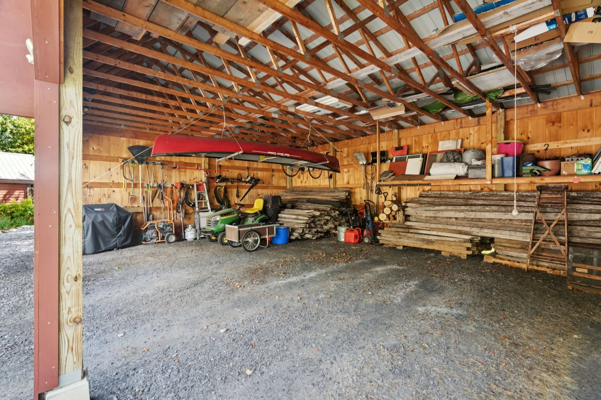 182 Dartmouth College Hwy Haverhill NH 37.jpg