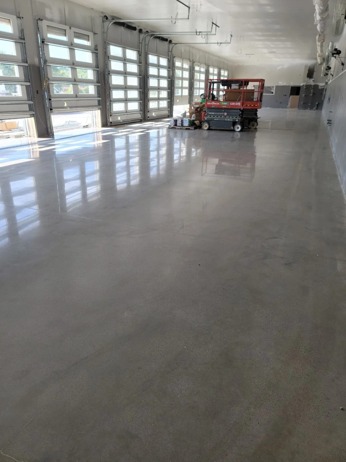 POLISHED CONCRETE-AFTER