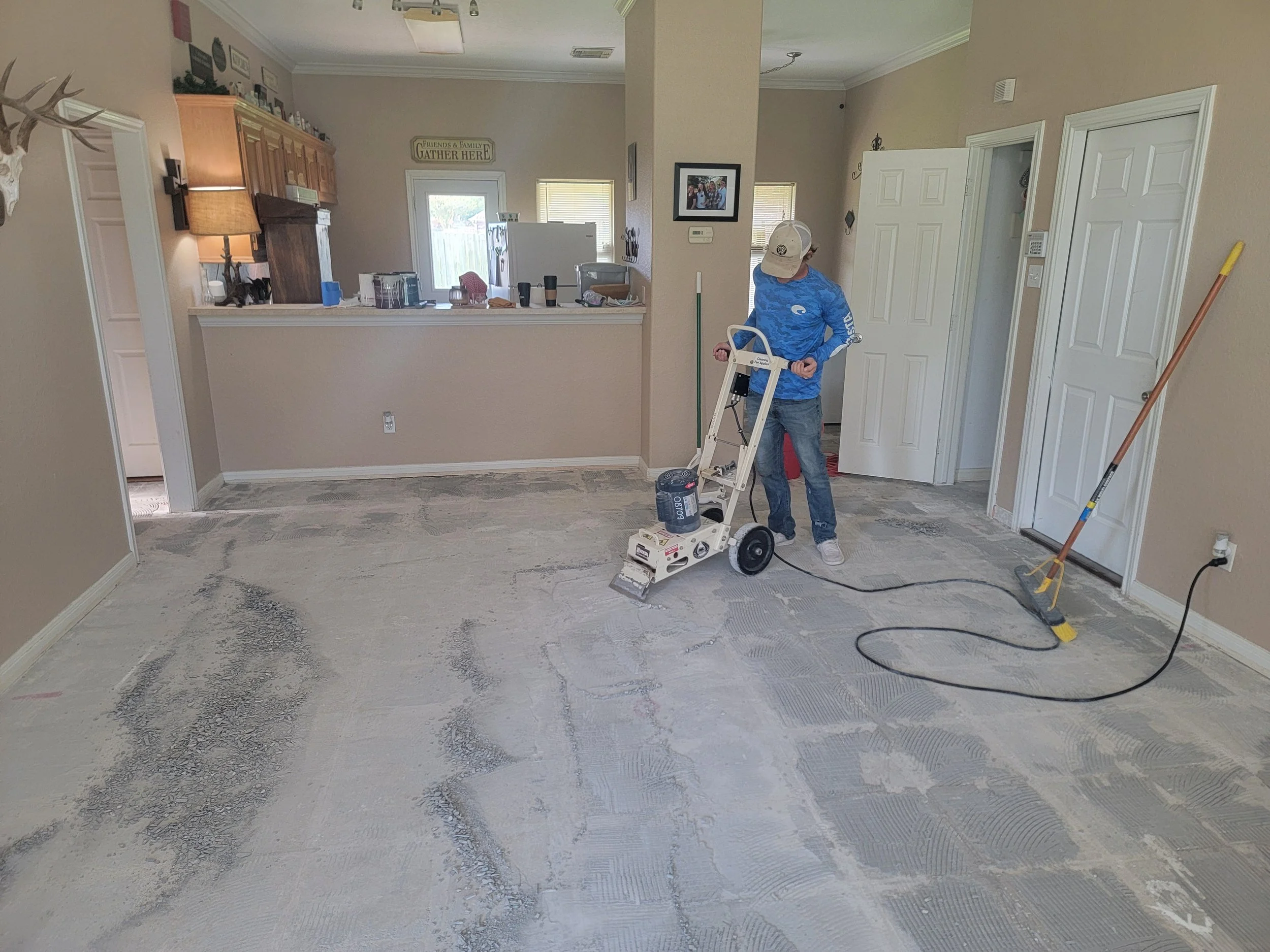 VINYL WOOD FLOOR-DURING