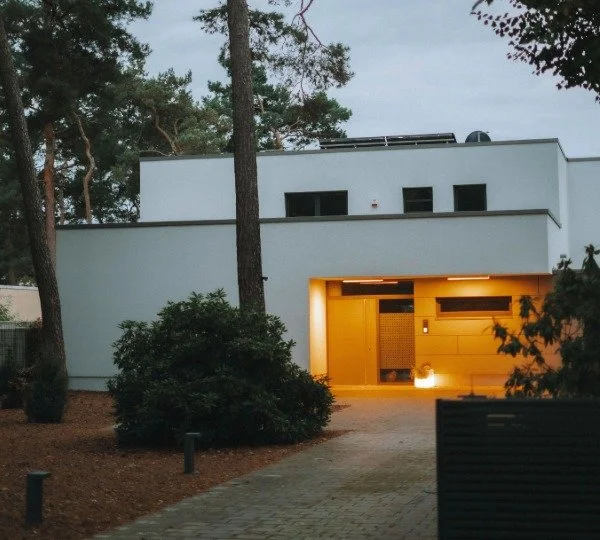 Flat roofing on a modern home in Eureka, California