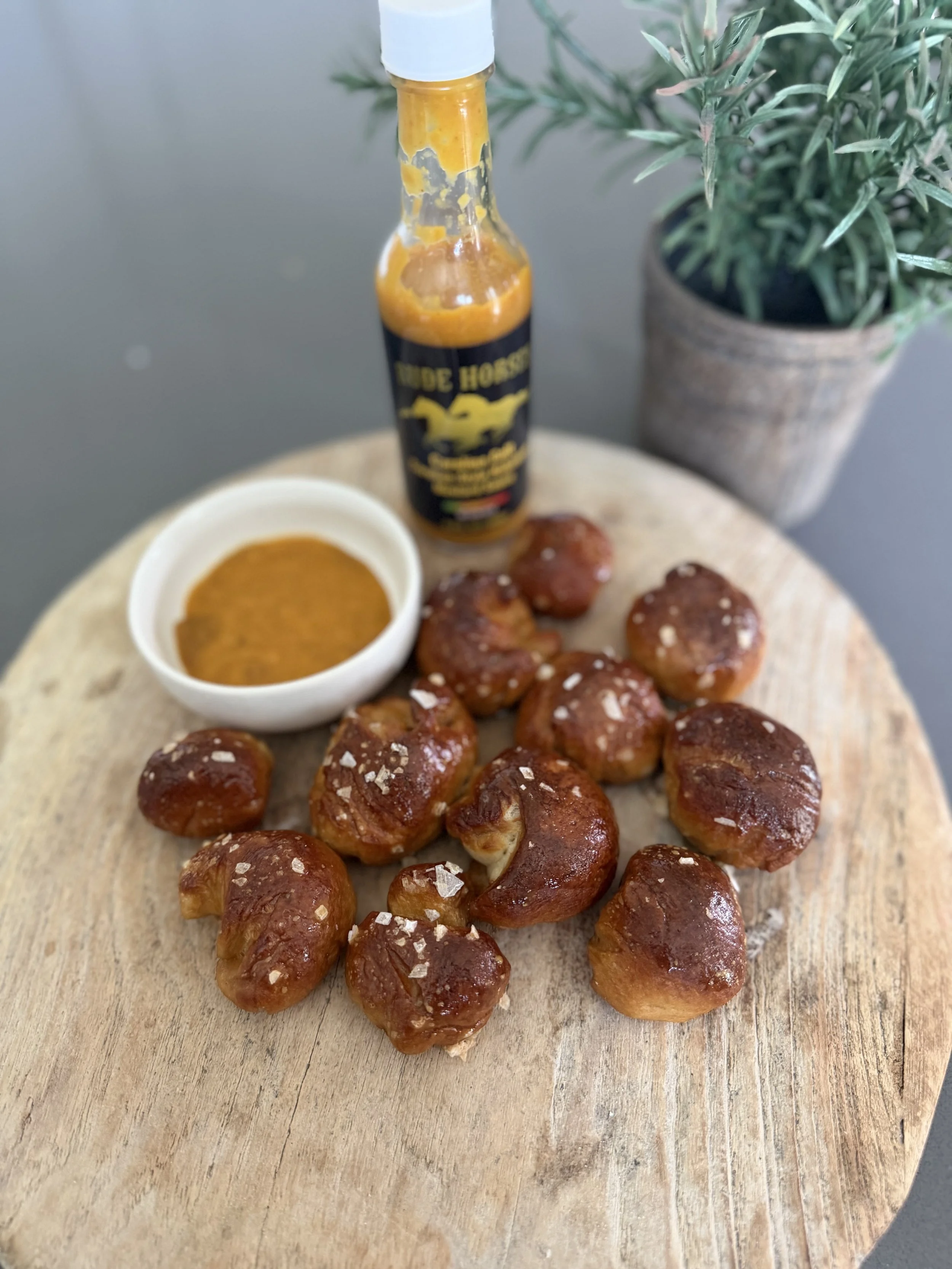 Pretzel Bites