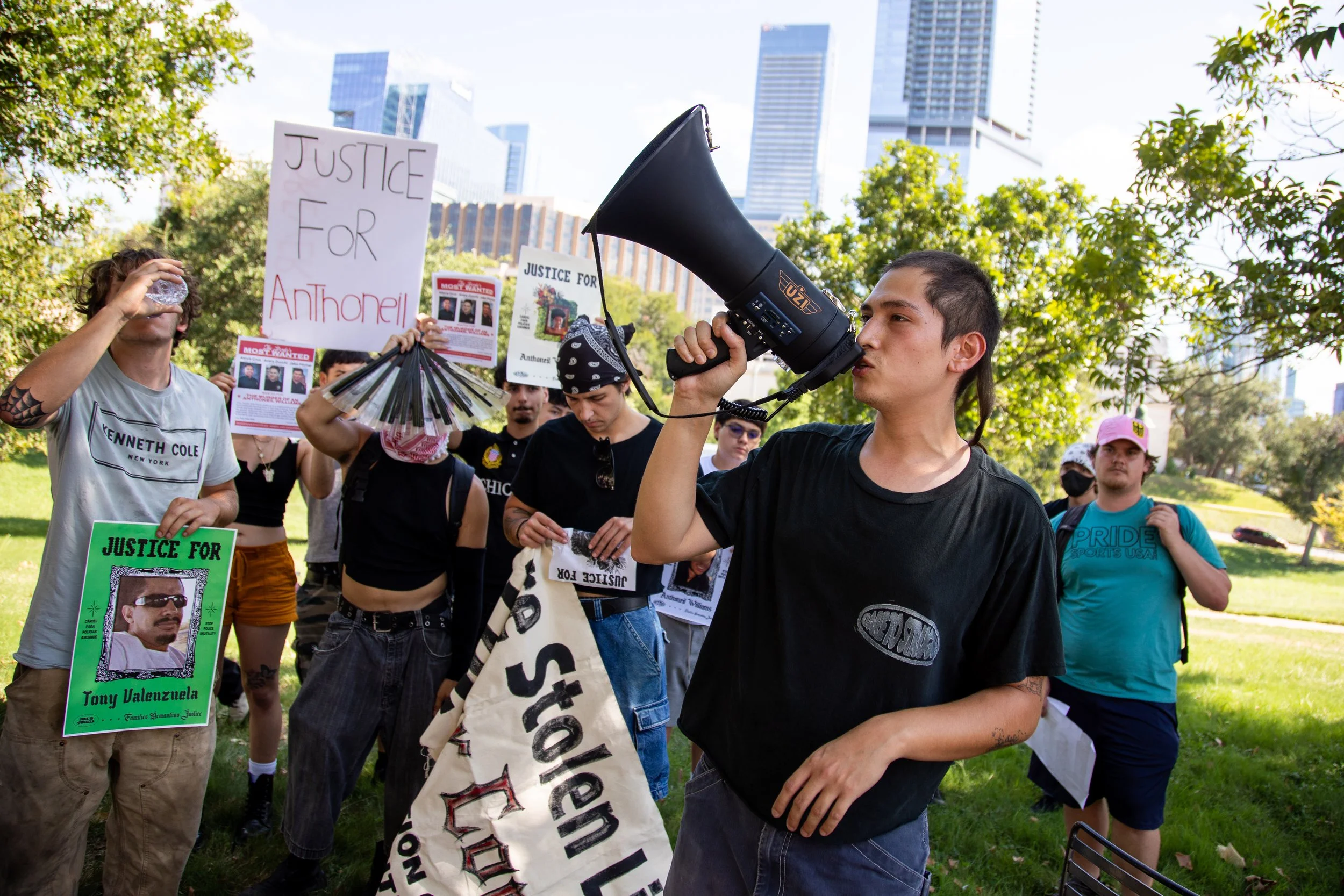 20260728_ProtestForAnthoneilWilliams_25 (1).jpg
