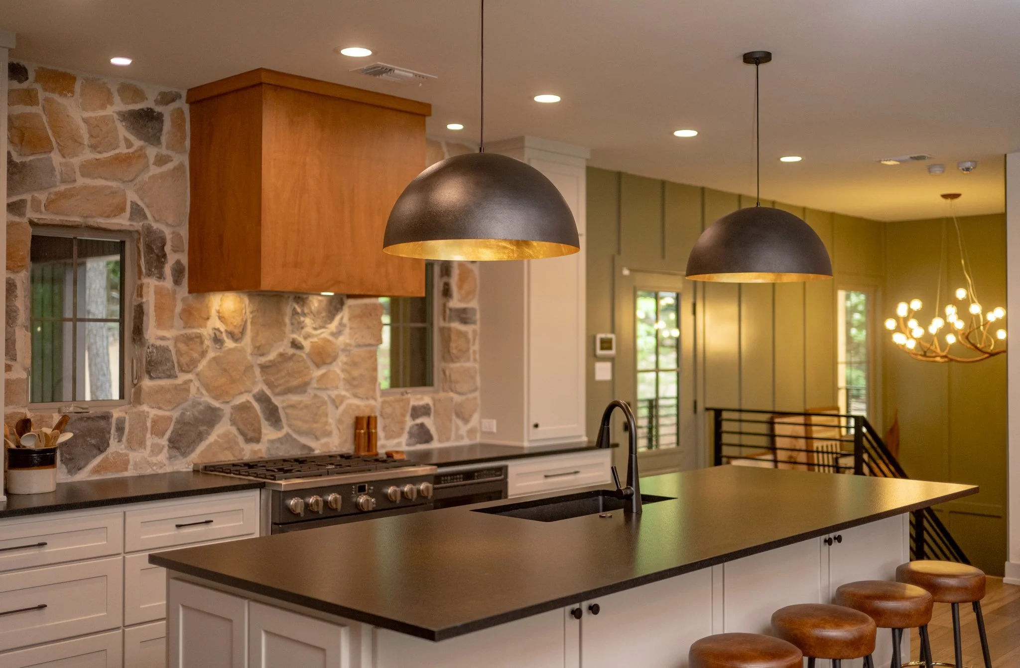 Eden Isle Lakehouse Retreat