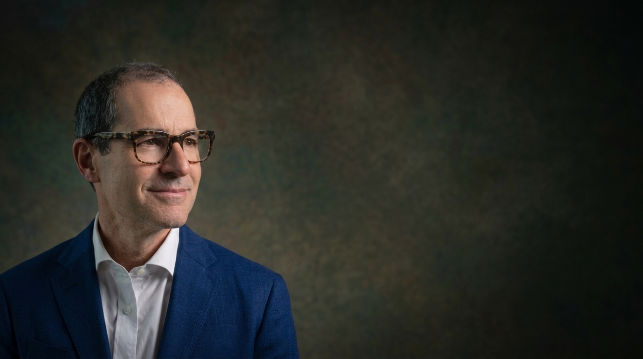 Discover Chair & Non Executive Director (NED) expert board leadership, strategic growth, and M&A advisory services by Iain Ellwood, specialising in value creation, risk oversight, and digital governance.