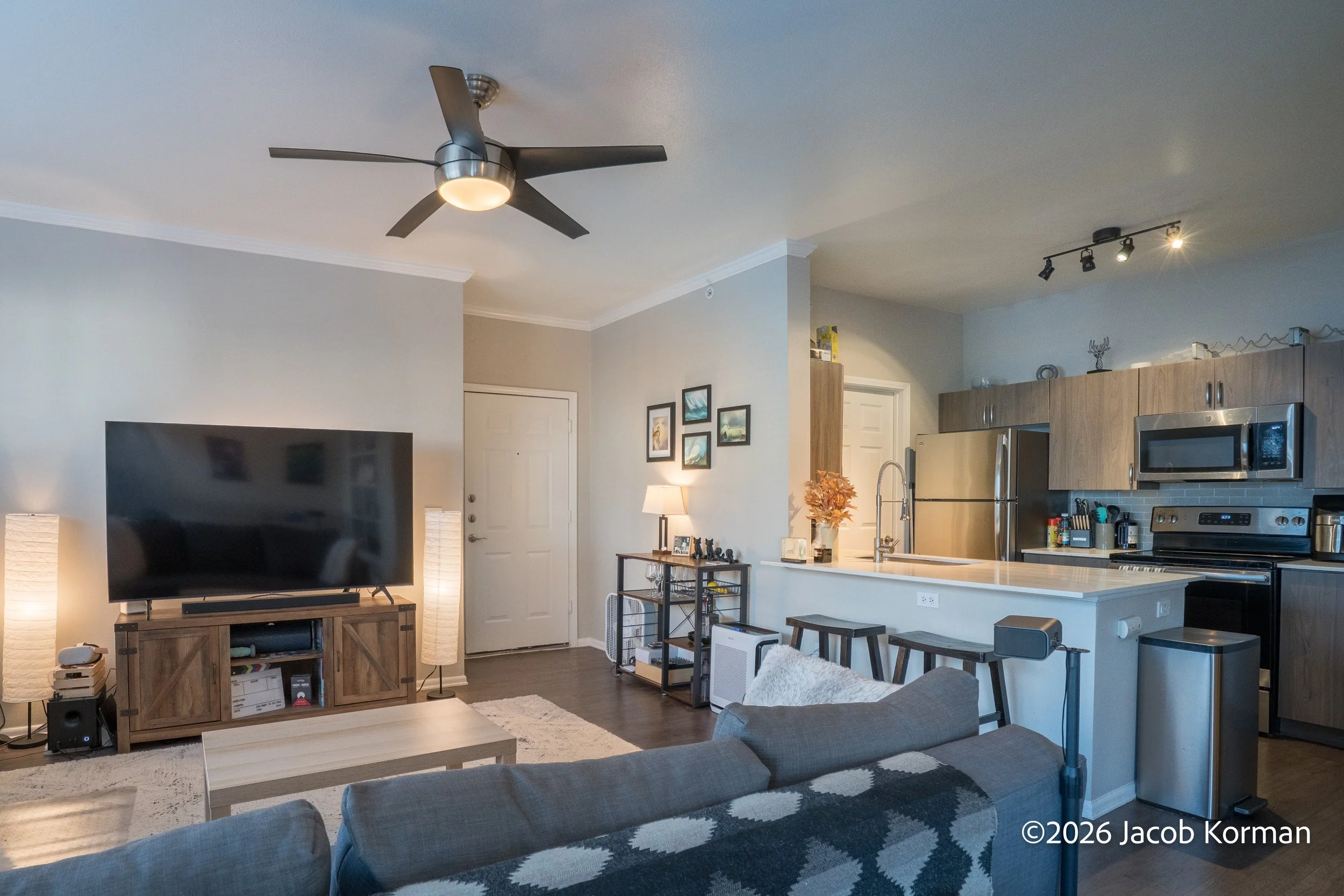 Apartmenthdr1--4.jpg