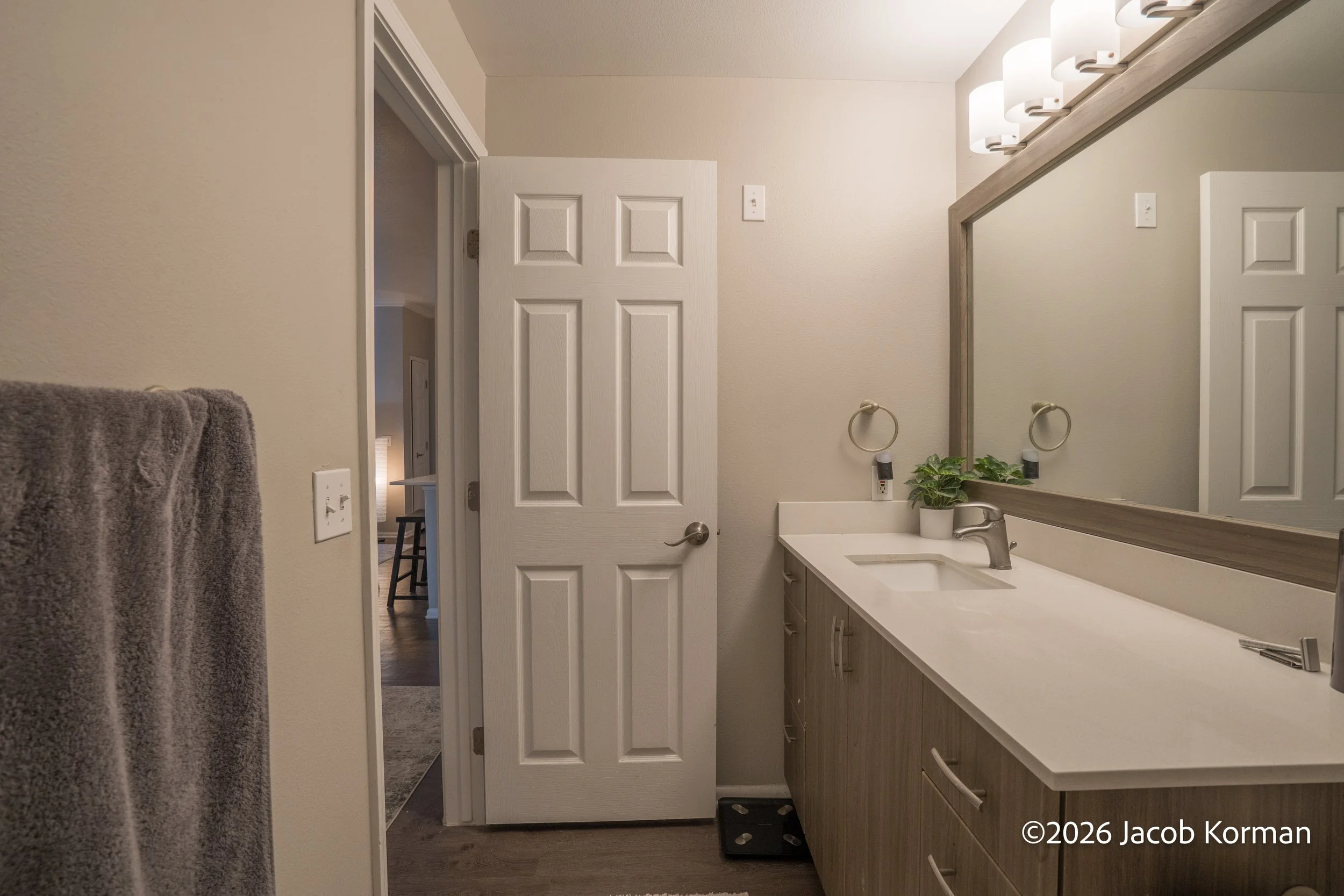 Apartmenthdr1--8.jpg