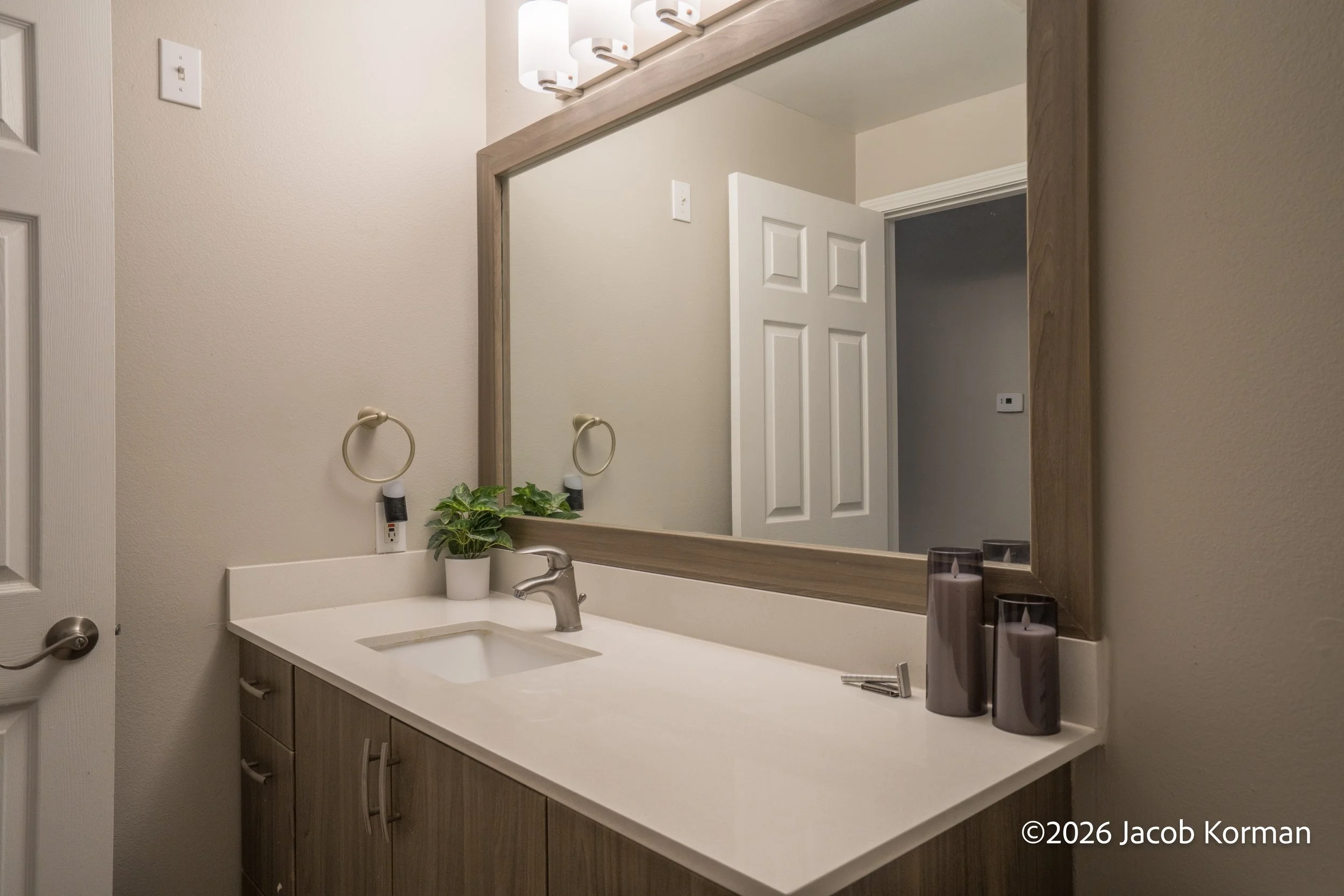 Apartmenthdr1--9.jpg