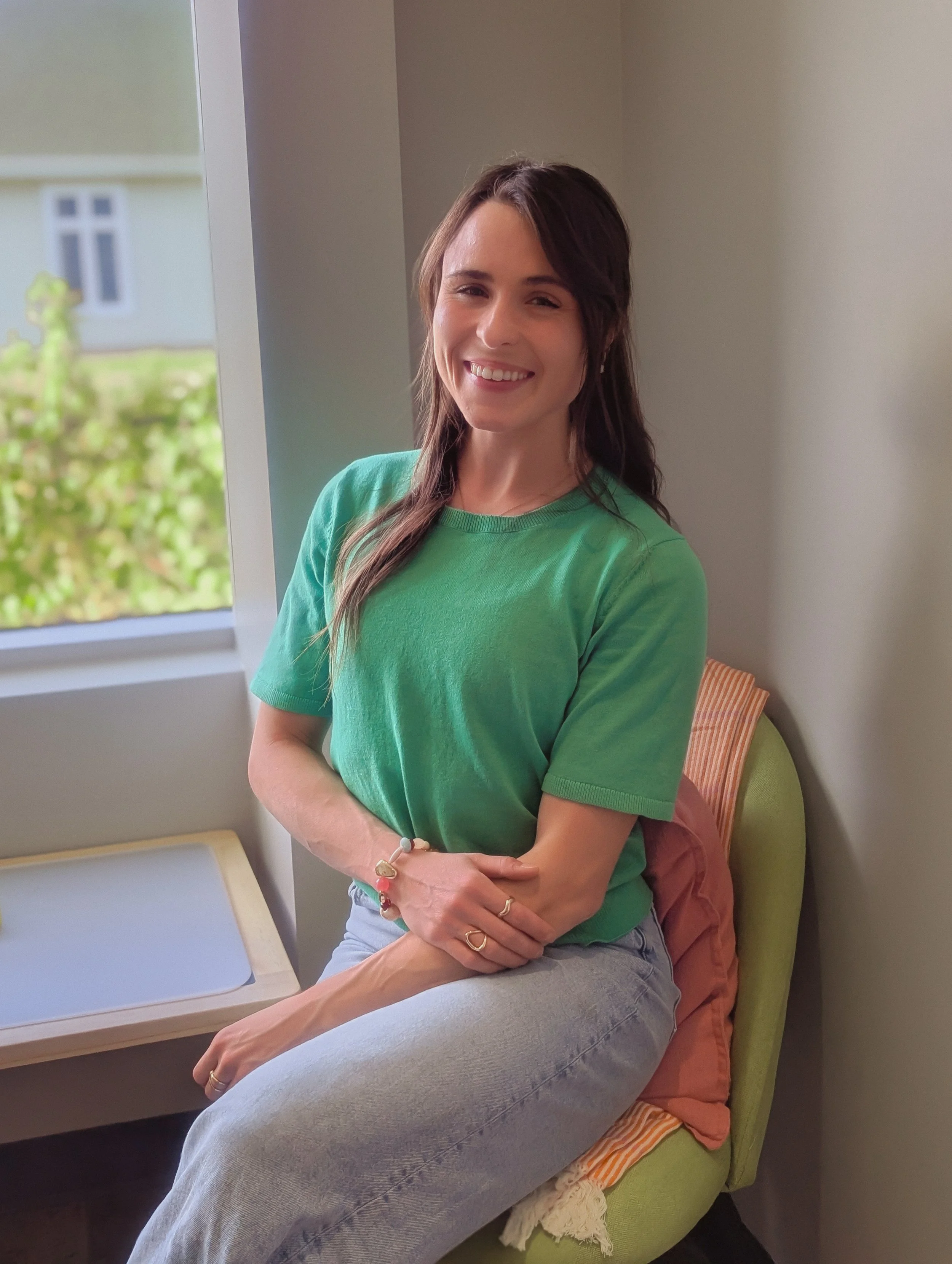 Élodie Morin, orthophoniste dans son bureau à Trois-Rivières.