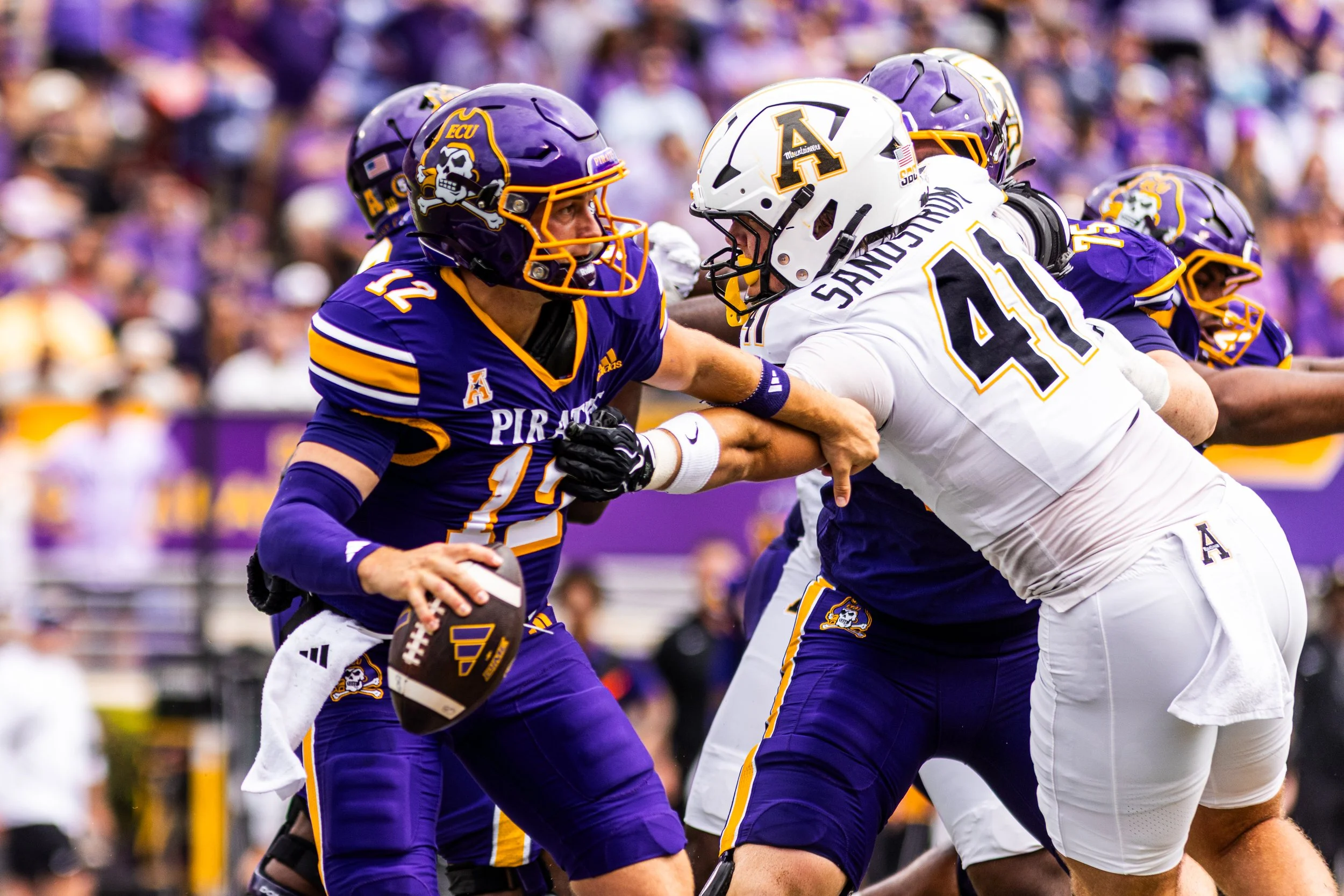 FB_ECU_091226_DJ-57.jpg