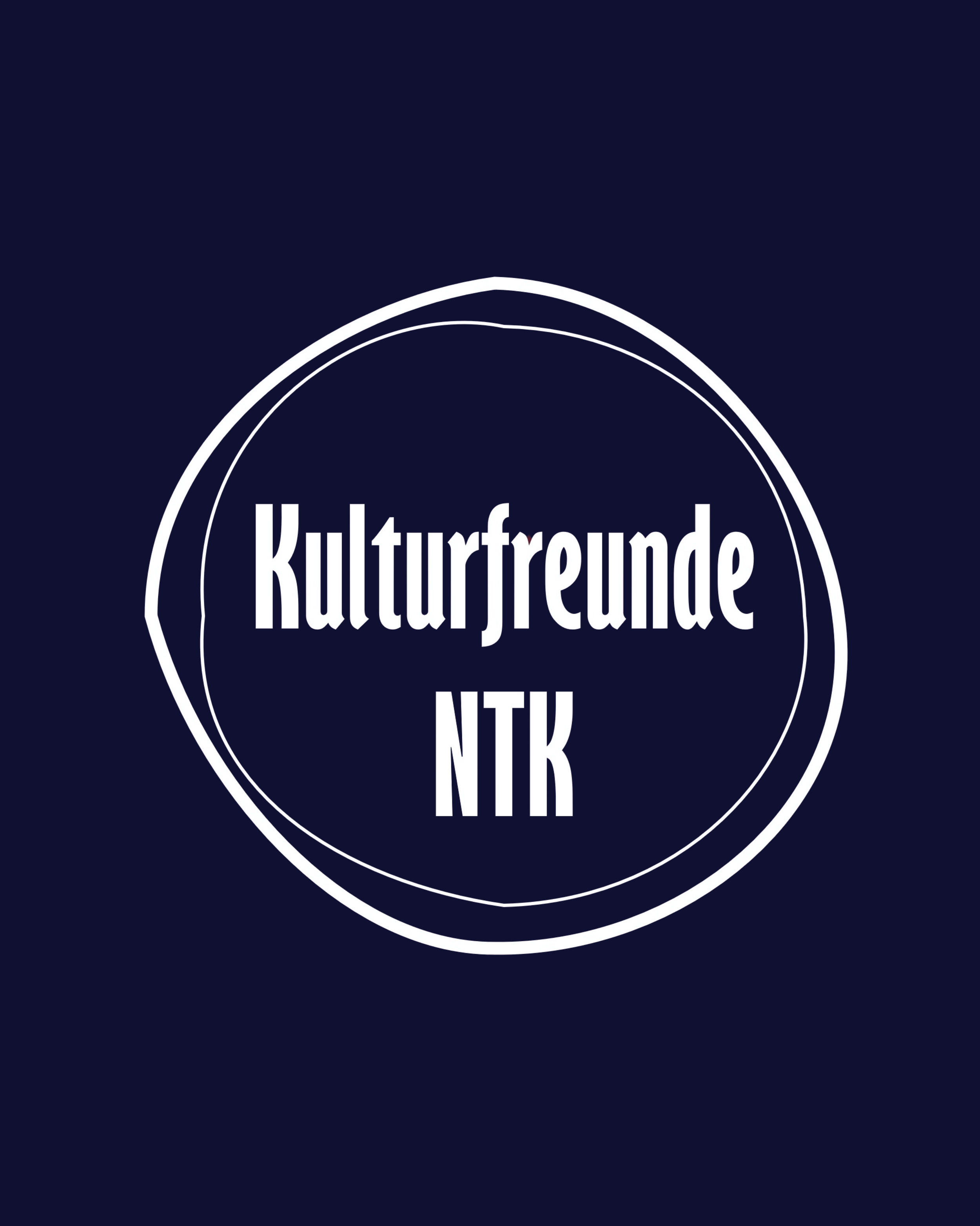 Das Bild zeigt ein Logo mit dem Text 'Kulturfreunde NRW' in weißen Buchstaben auf einem dunklen Hintergrund, umgeben von einem weißen Kreis.