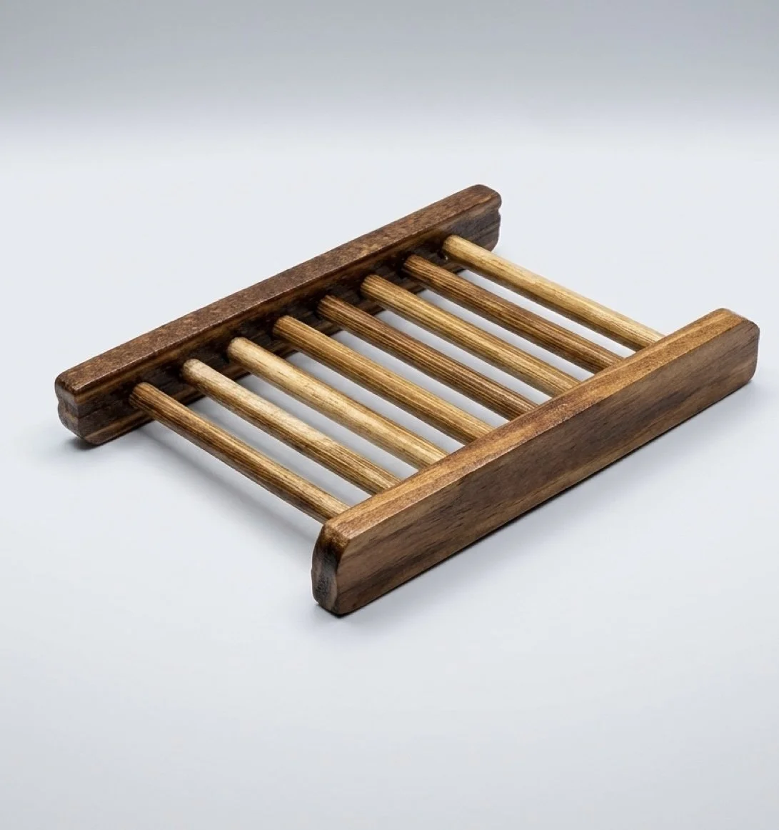 BAMBOO SOAP LADDER - DARK WOOD