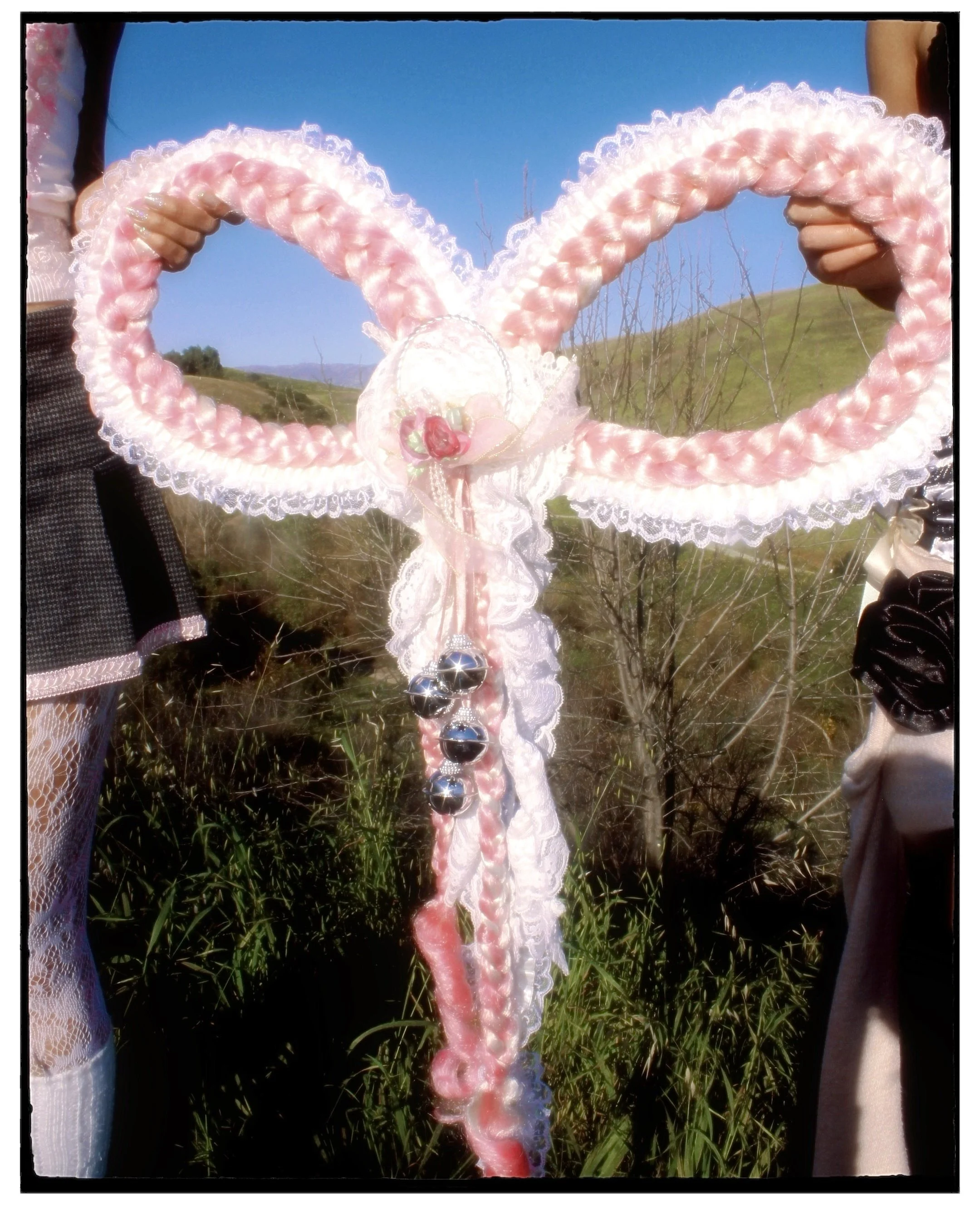 Braid Bow
Synthetic Hair Piece