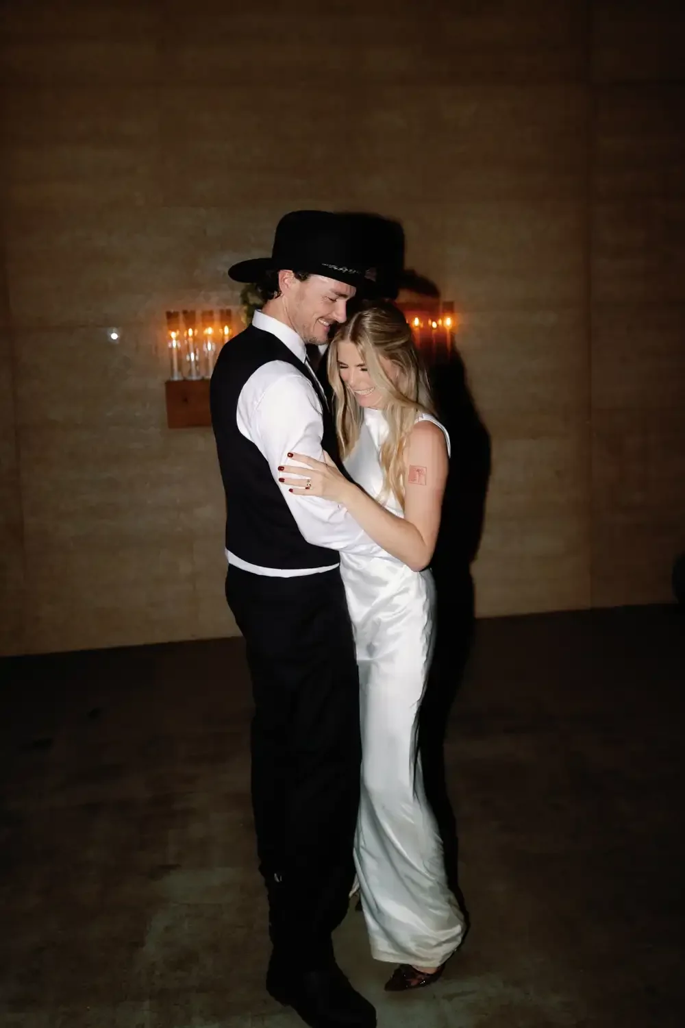 Hannah & Pete-106.webp