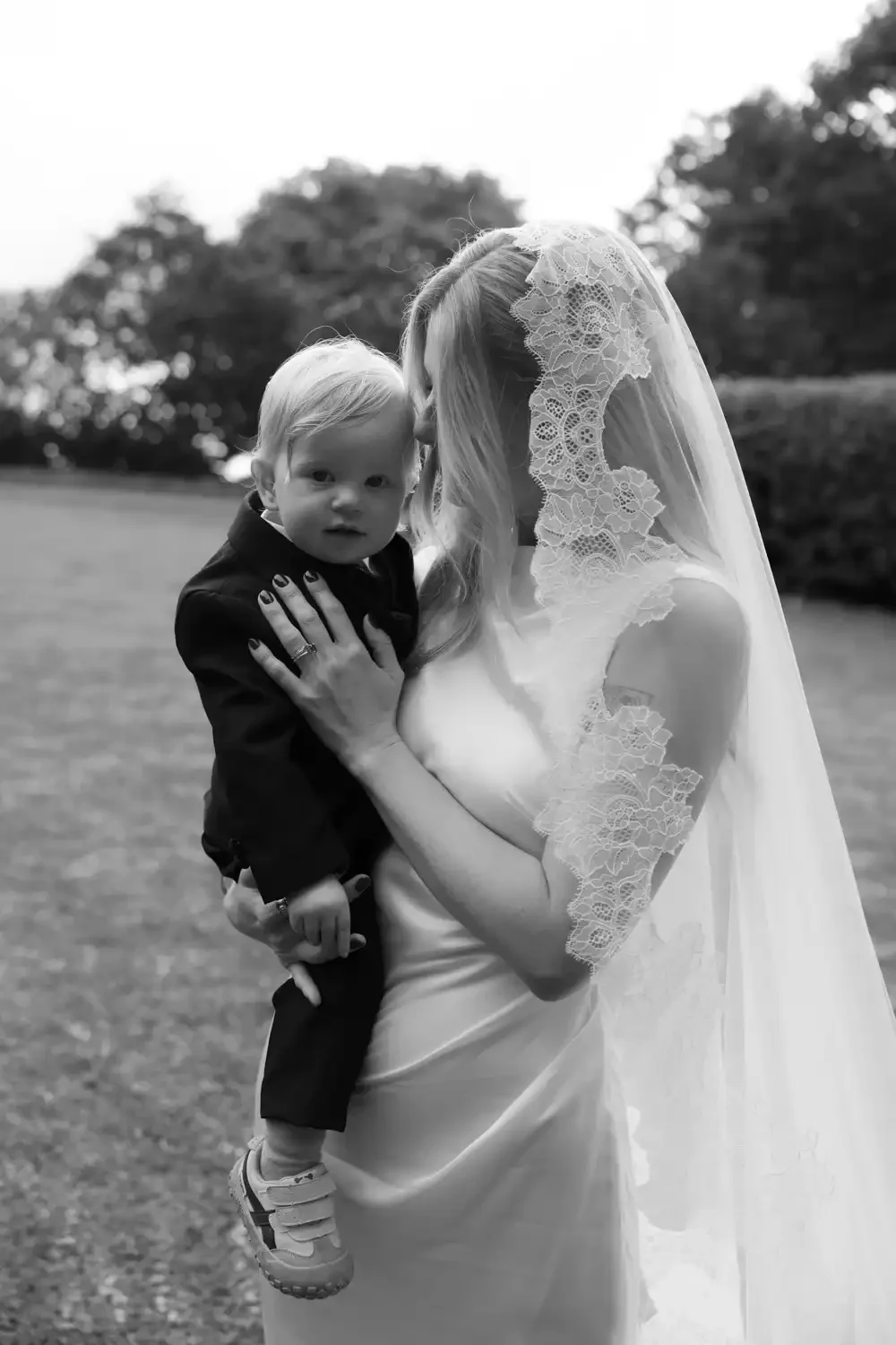 Hannah & Pete-42.webp
