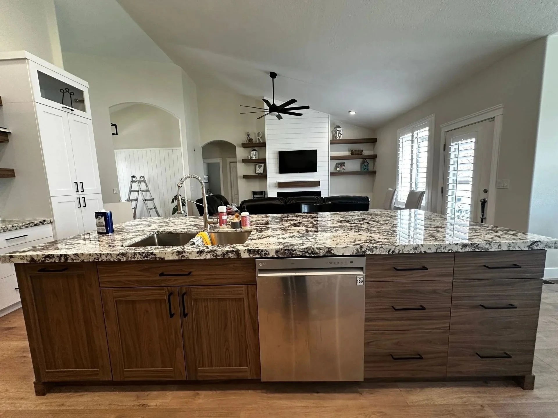 Webb Cabinetry Photos (161).jpeg
