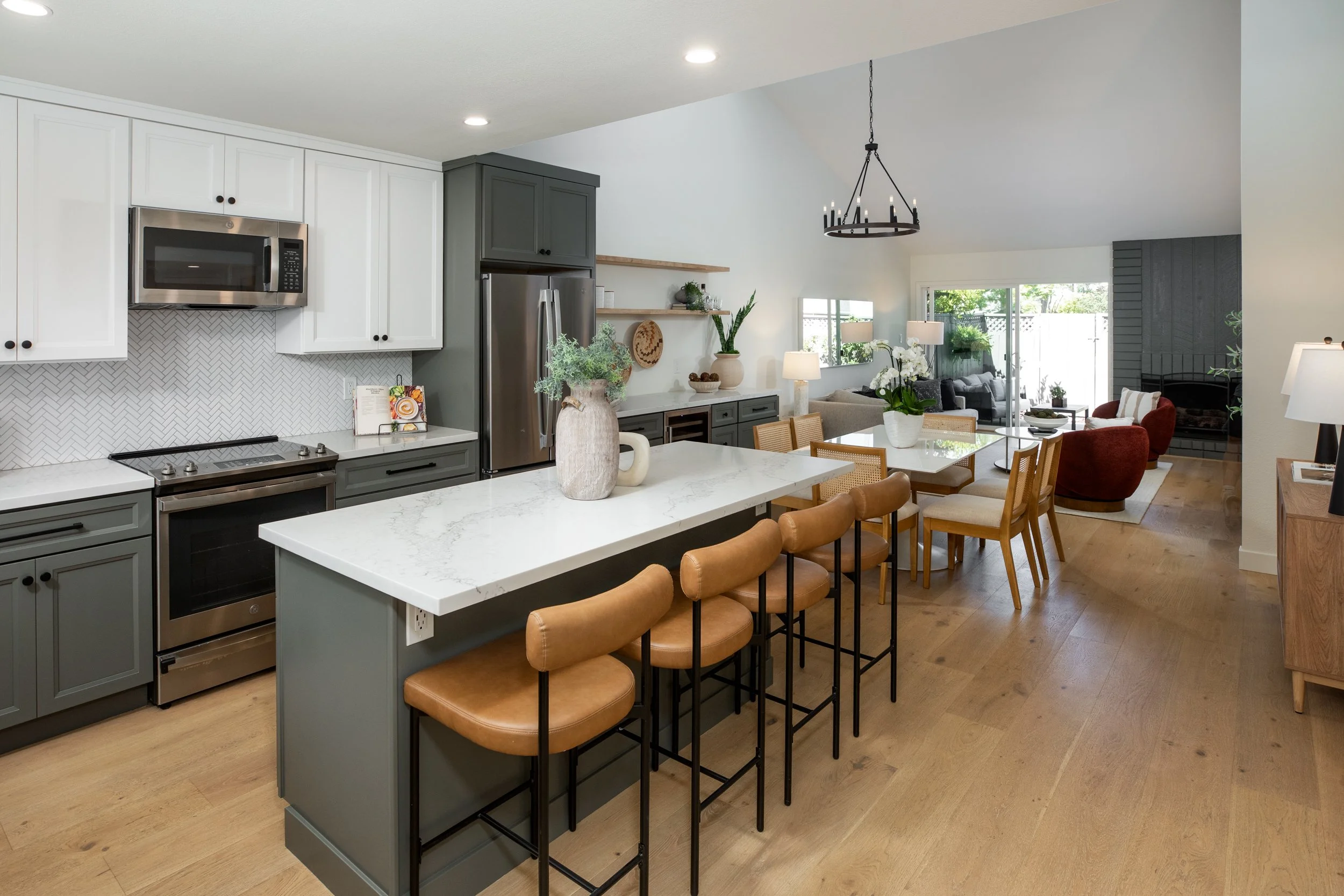 5-Erickson_Matt_Anello-6327-MLS.jpg