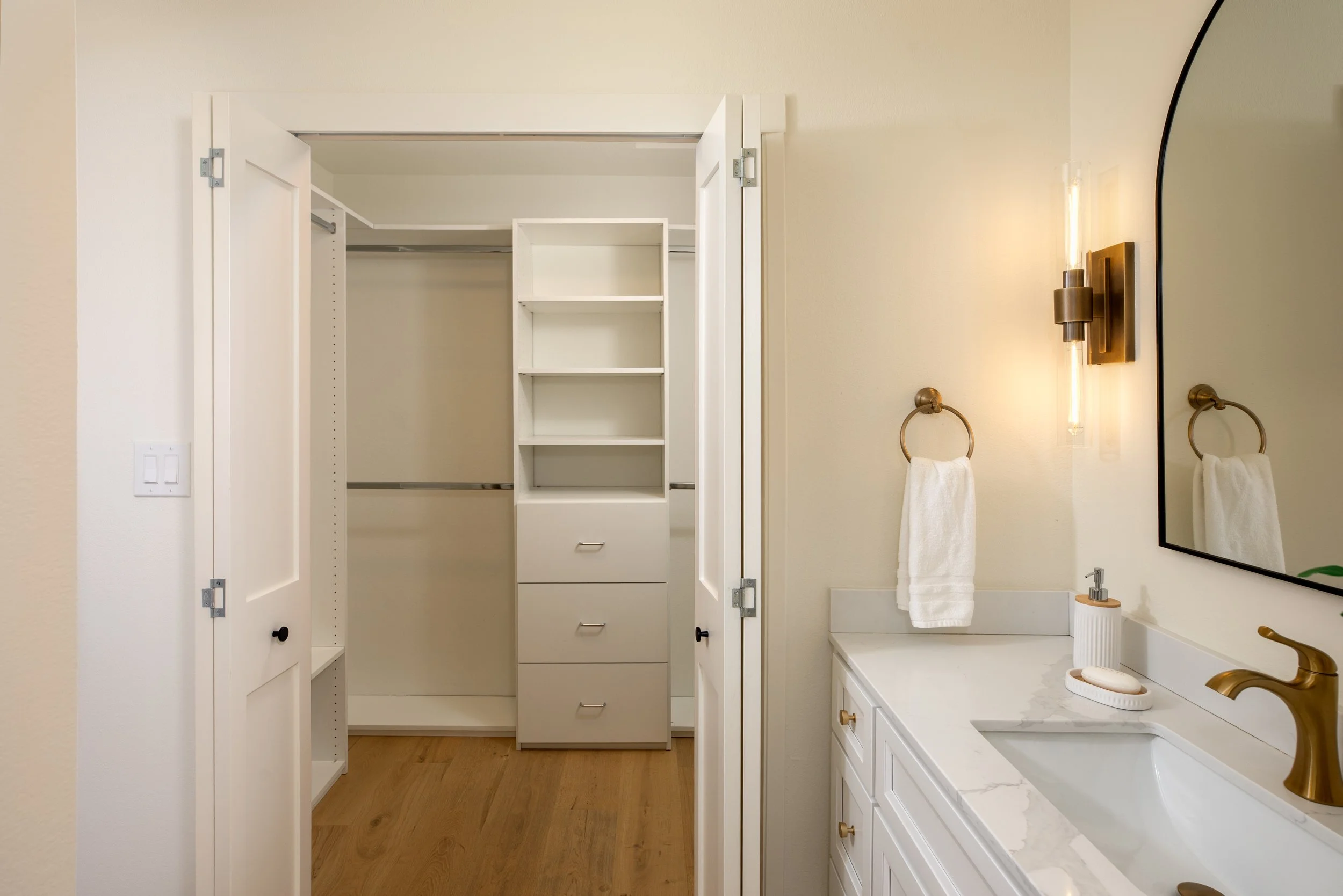 20-Erickson_Matt_Anello-6301-MLS.jpg