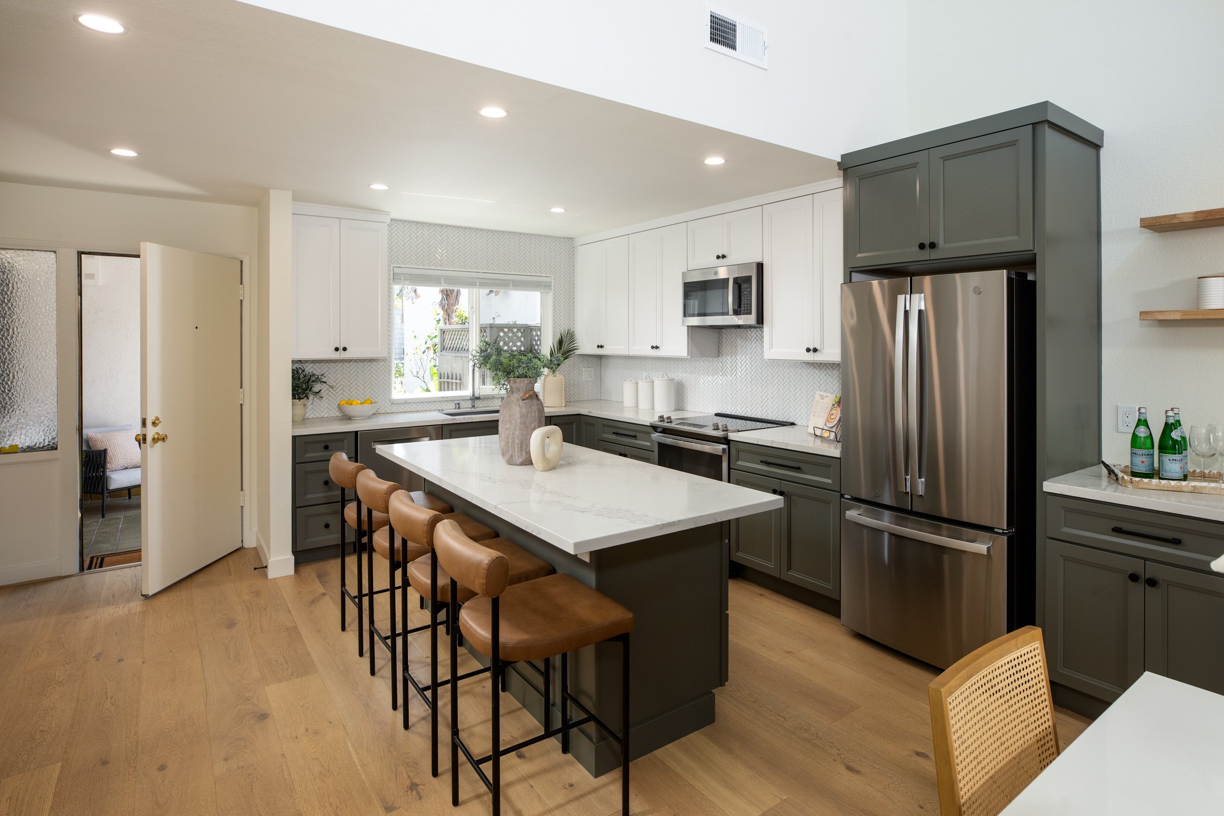 7-Erickson_Matt_Anello-6317-MLS.jpg