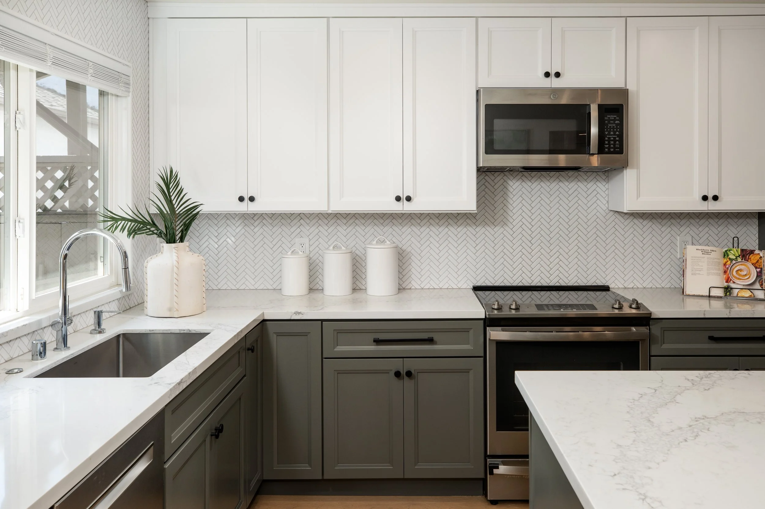 8-Erickson_Matt_Anello-6323-MLS.jpg