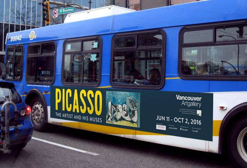 Picasso Bus_entertainment_860x586.jpg