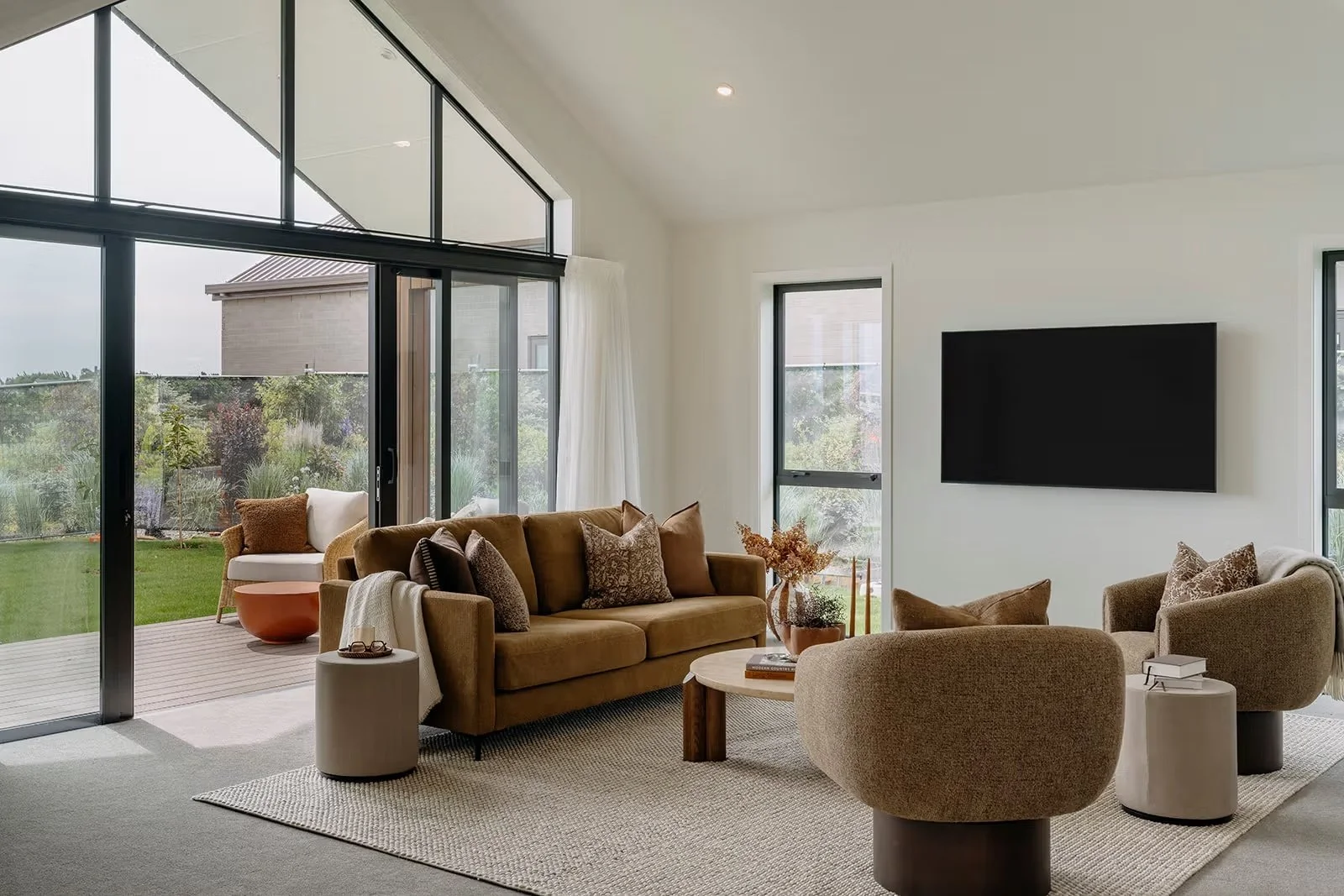 interior_image_high_quality.jpg