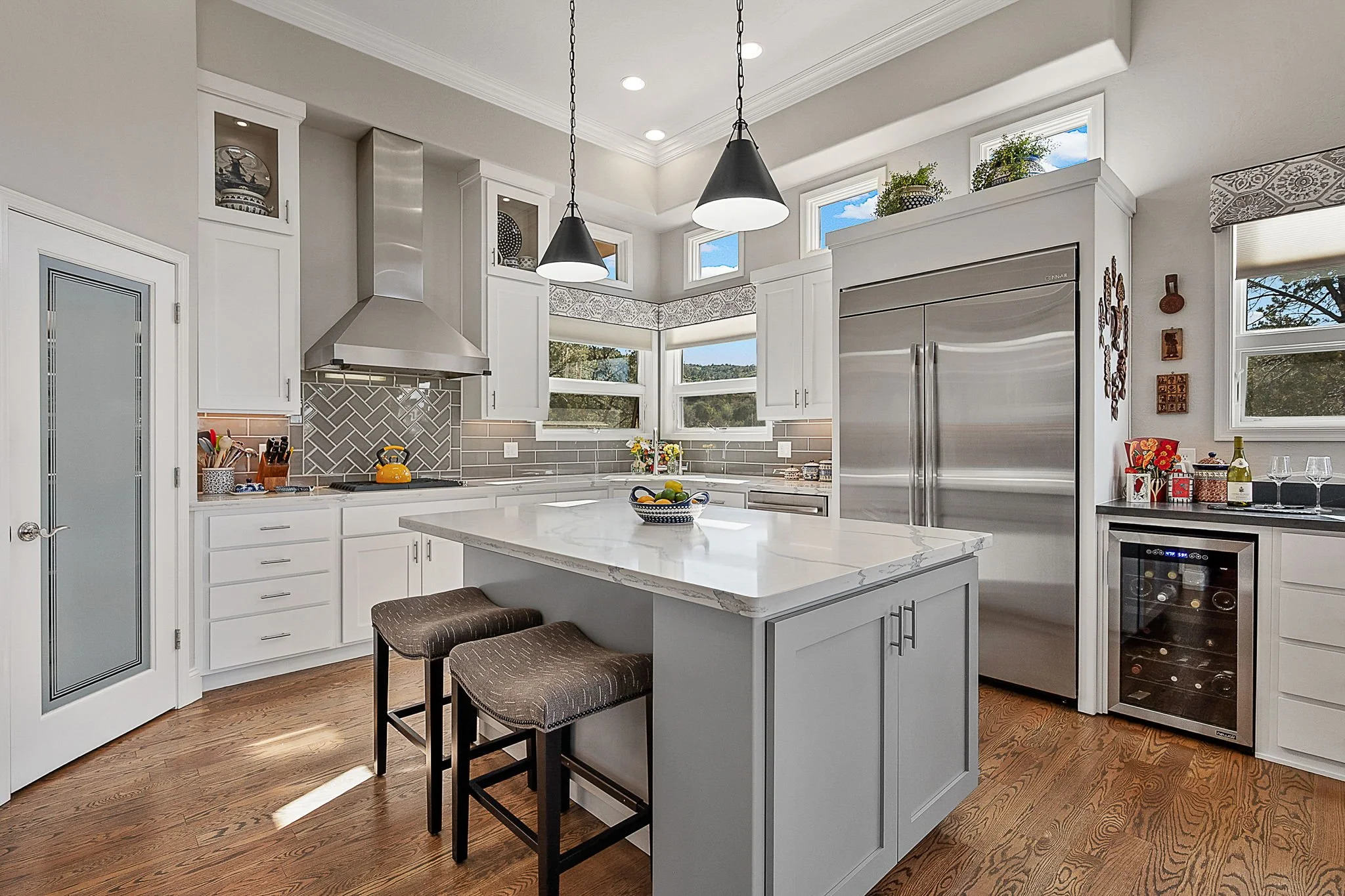 25-Kitchen.jpg