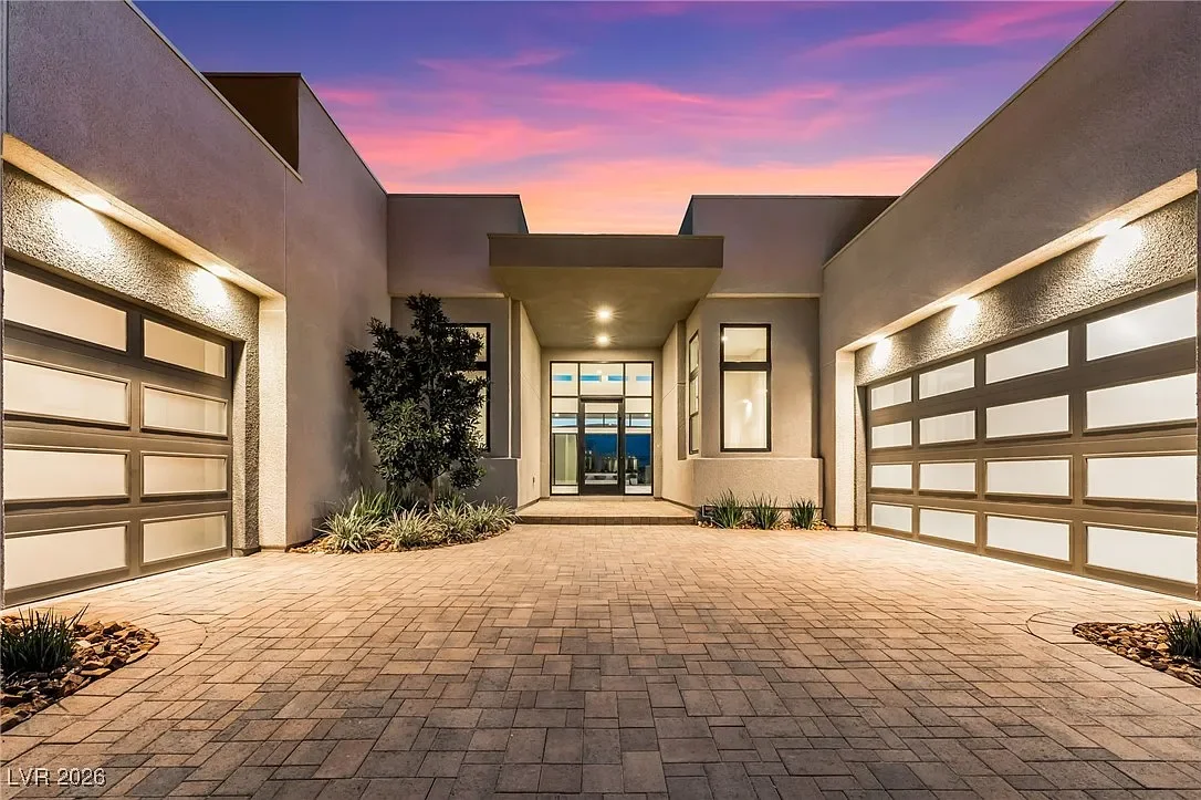 Exterior Garage.webp