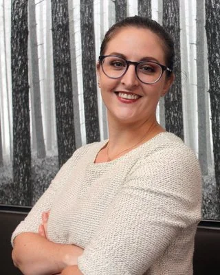 Jessica Pontis - Licensed Clinical Social Worker - Founder of Crafted Care Counseling